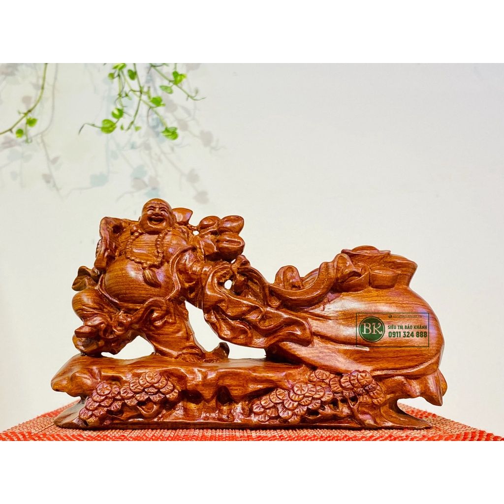 Tượng Di Lặc Kéo Bao Tiền gỗ hương cao cấp