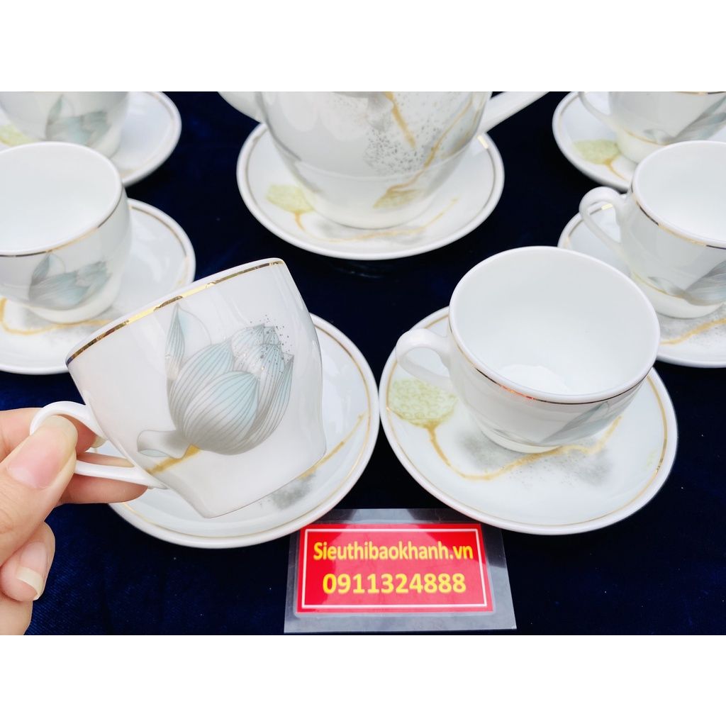 Bộ ấm chén men kem họa tiết hoa súng