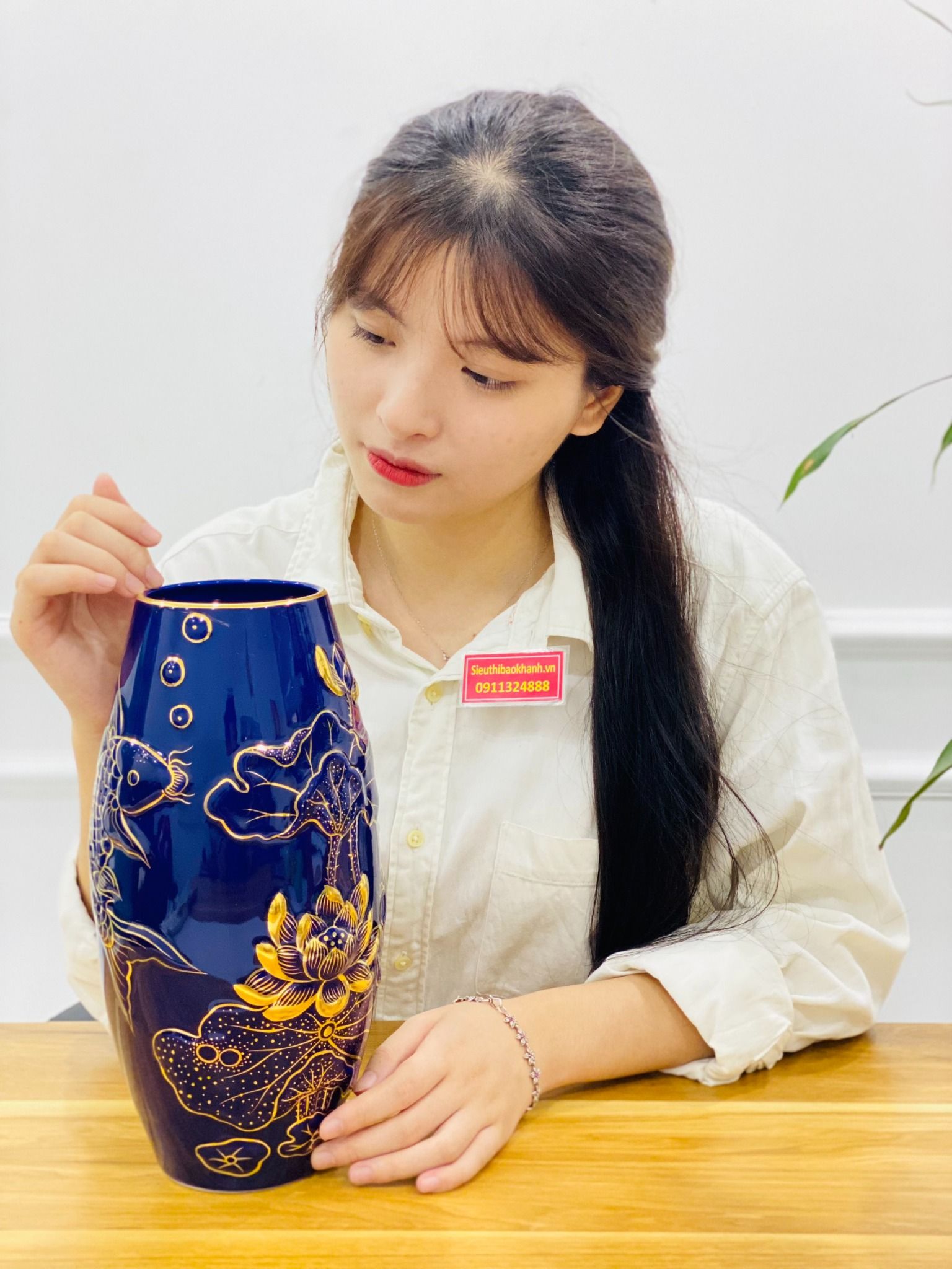  Bình hoa trang trí phong thủy Lí Ngư Vọng Nguyệt cao 40cm 