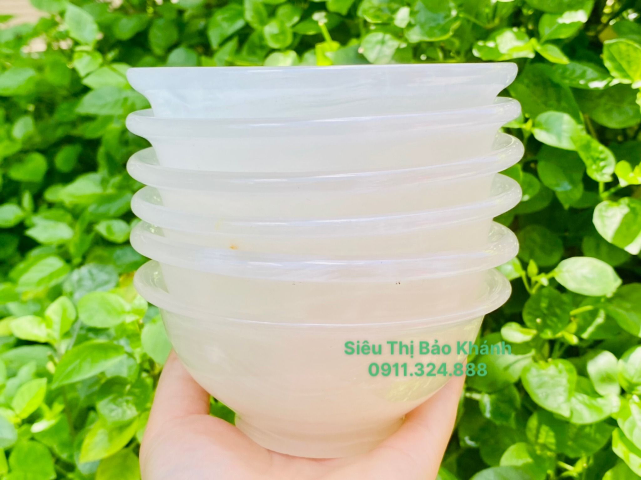 Bát Đá Ngọc