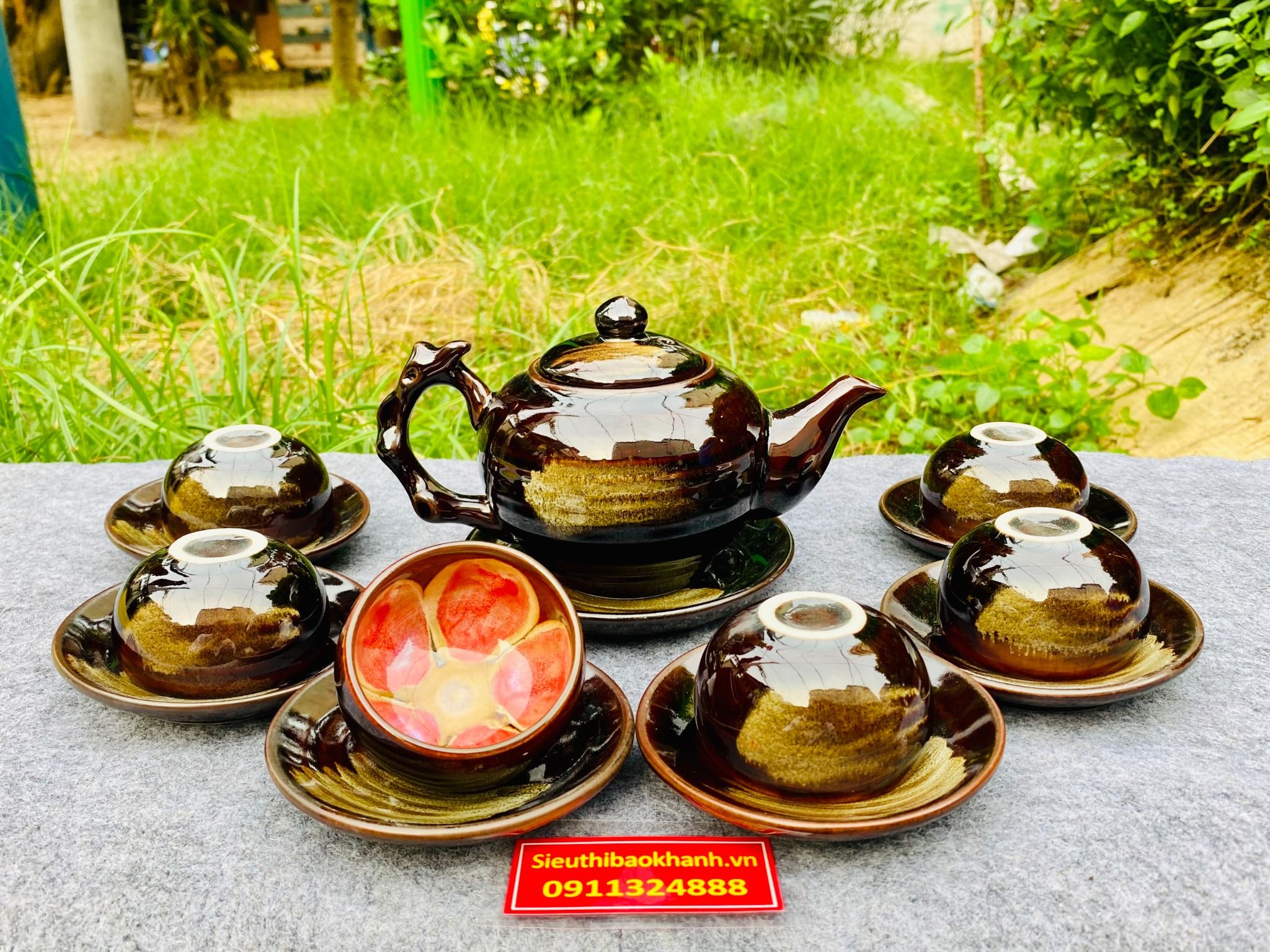 Bộ ấm chén men hỏa biến lòng hoa