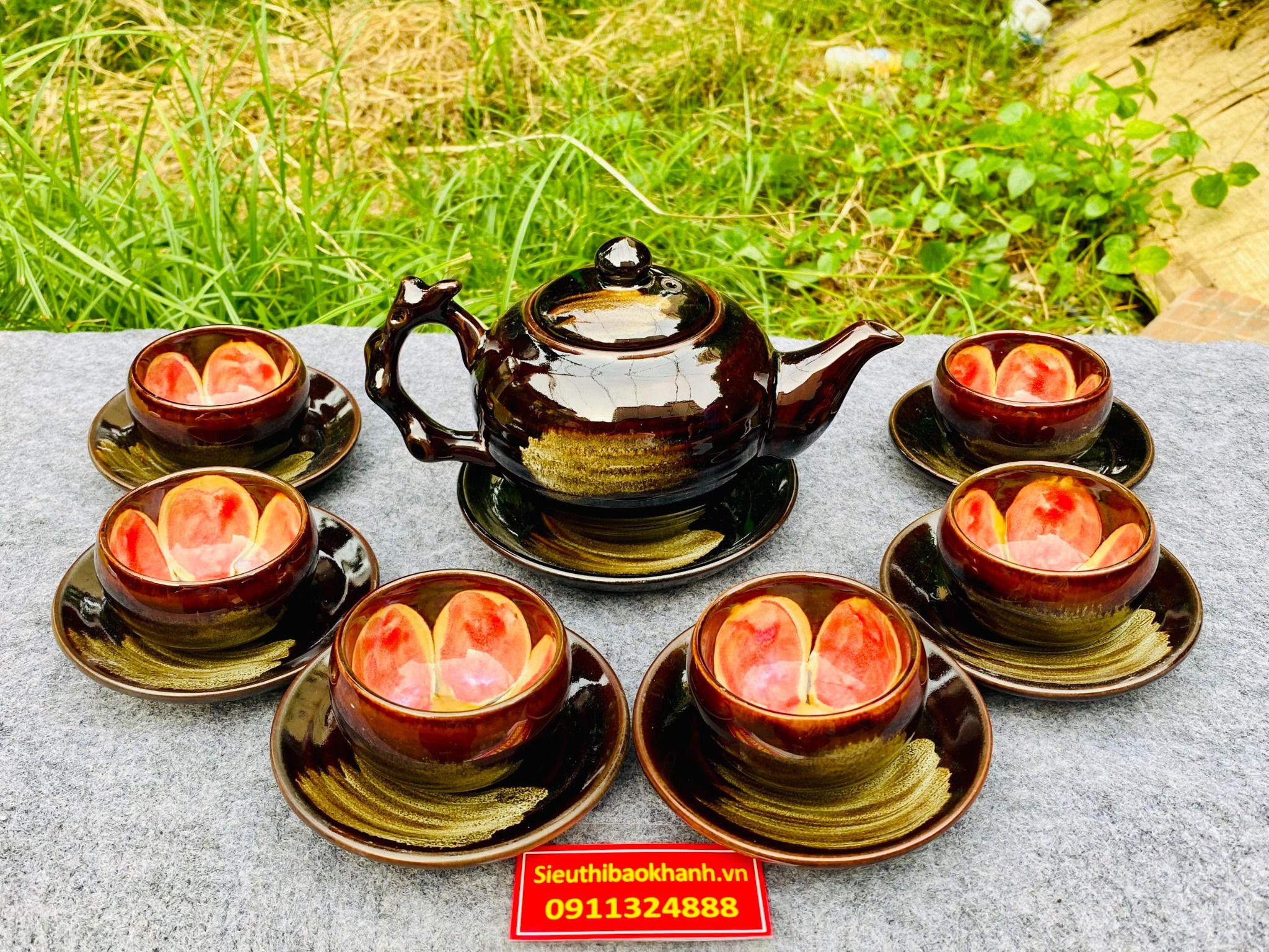 Bộ ấm chén men hỏa biến lòng hoa