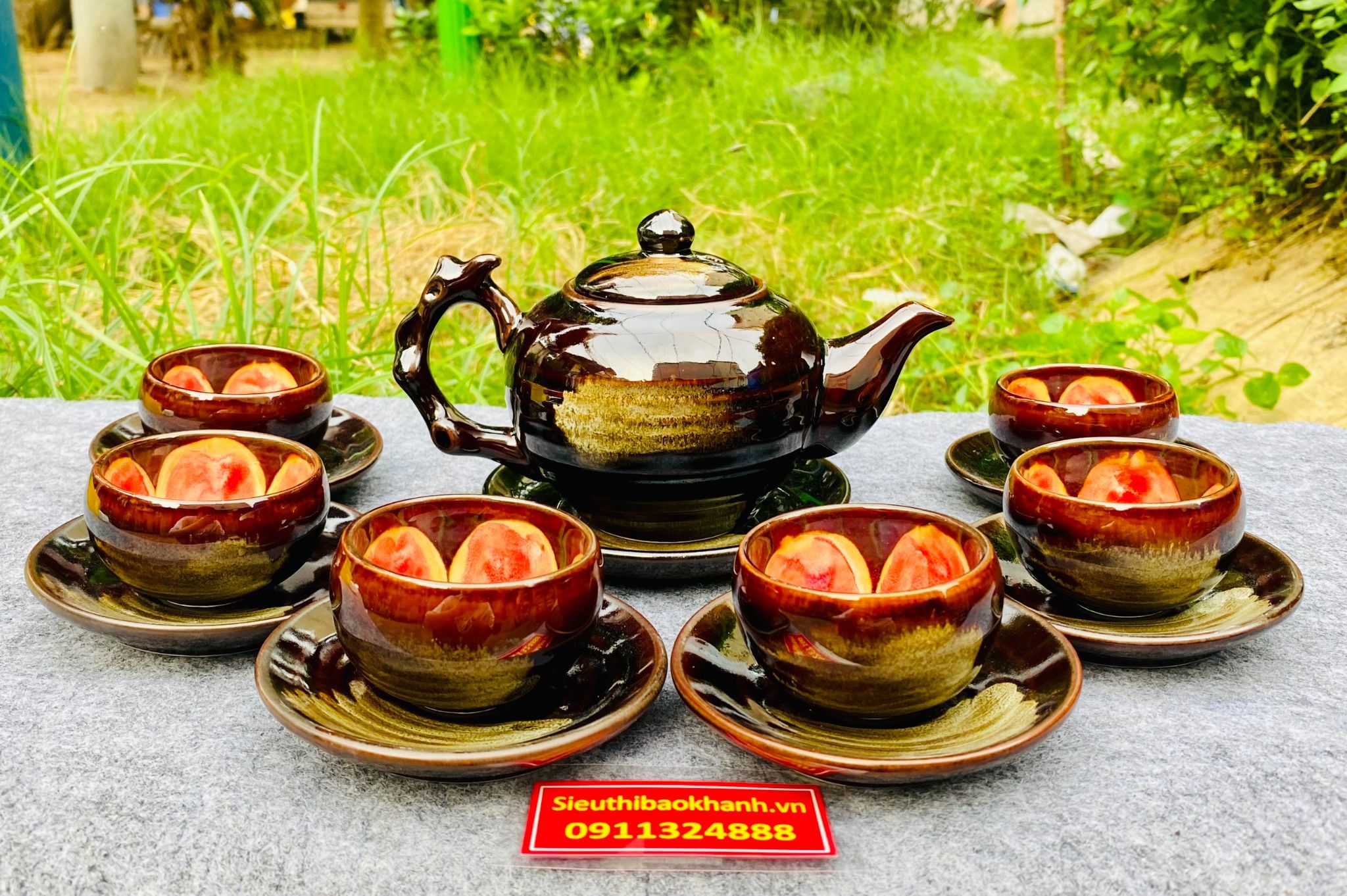 Bộ ấm chén men hỏa biến lòng hoa