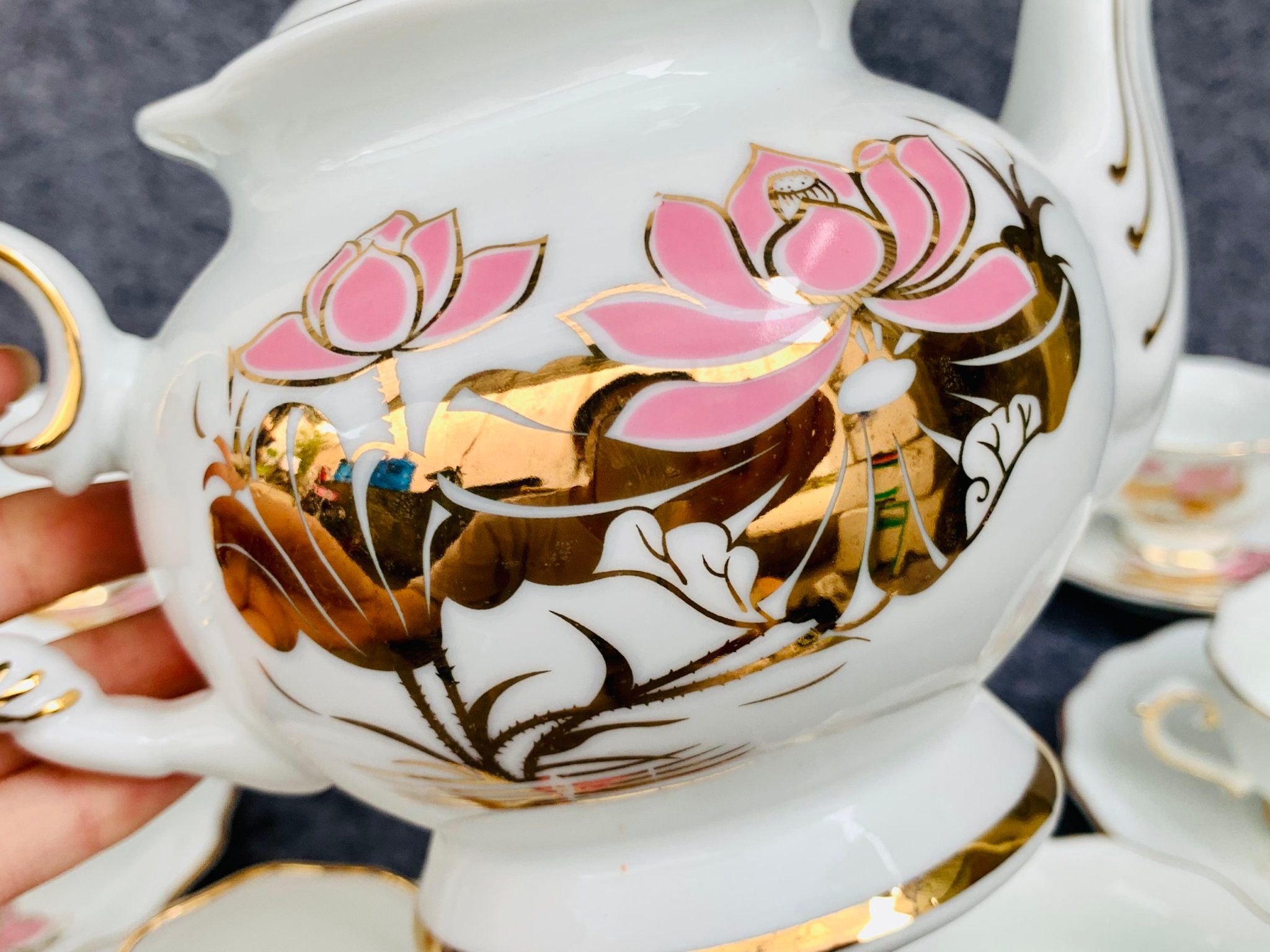 Bộ ấm chén pha trà gốm sứ