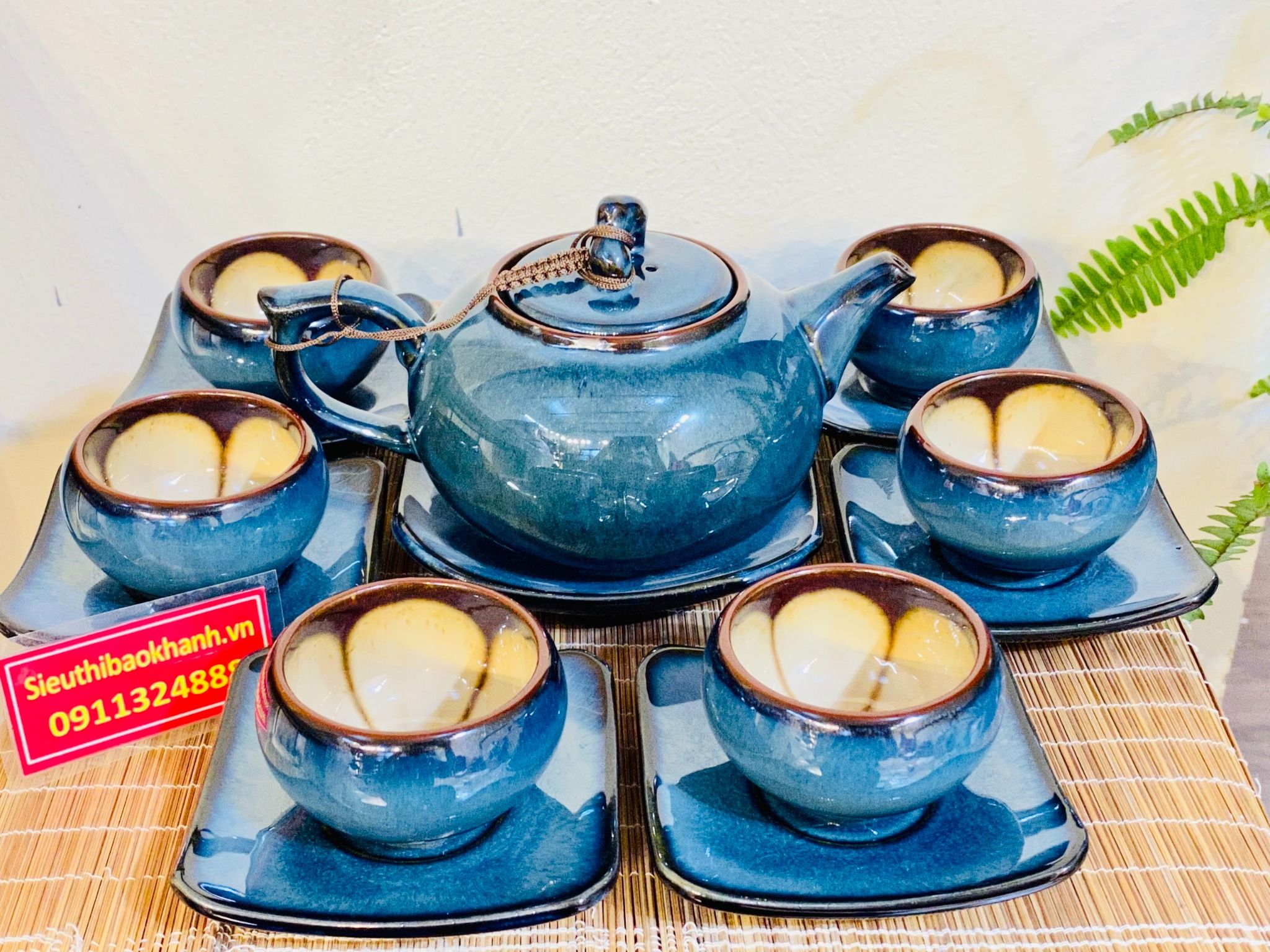Bộ ấm chén xanh Hỏa biến lòng hoa Bát Tràng