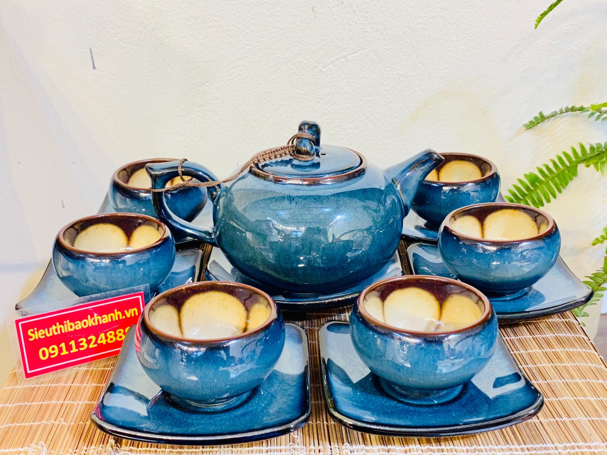 Bộ ấm chén xanh Hỏa biến lòng hoa Bát Tràng