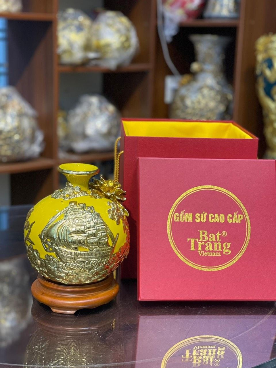 Bình Hút Tài Lộc Thuận Buồm Xuôi Gió Dát Vàng