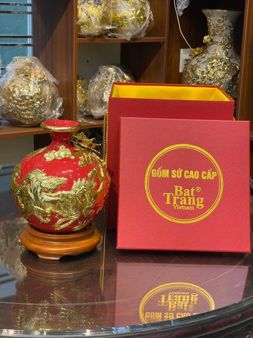 Bình Hút Tài Lộc Bát Mã Dát Vàng