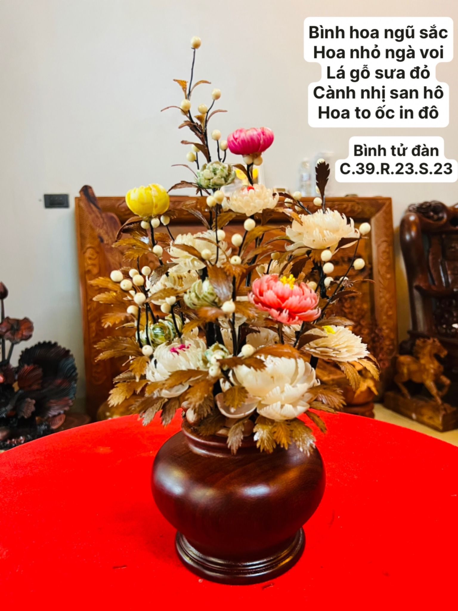Bình hoa ngũ sắc