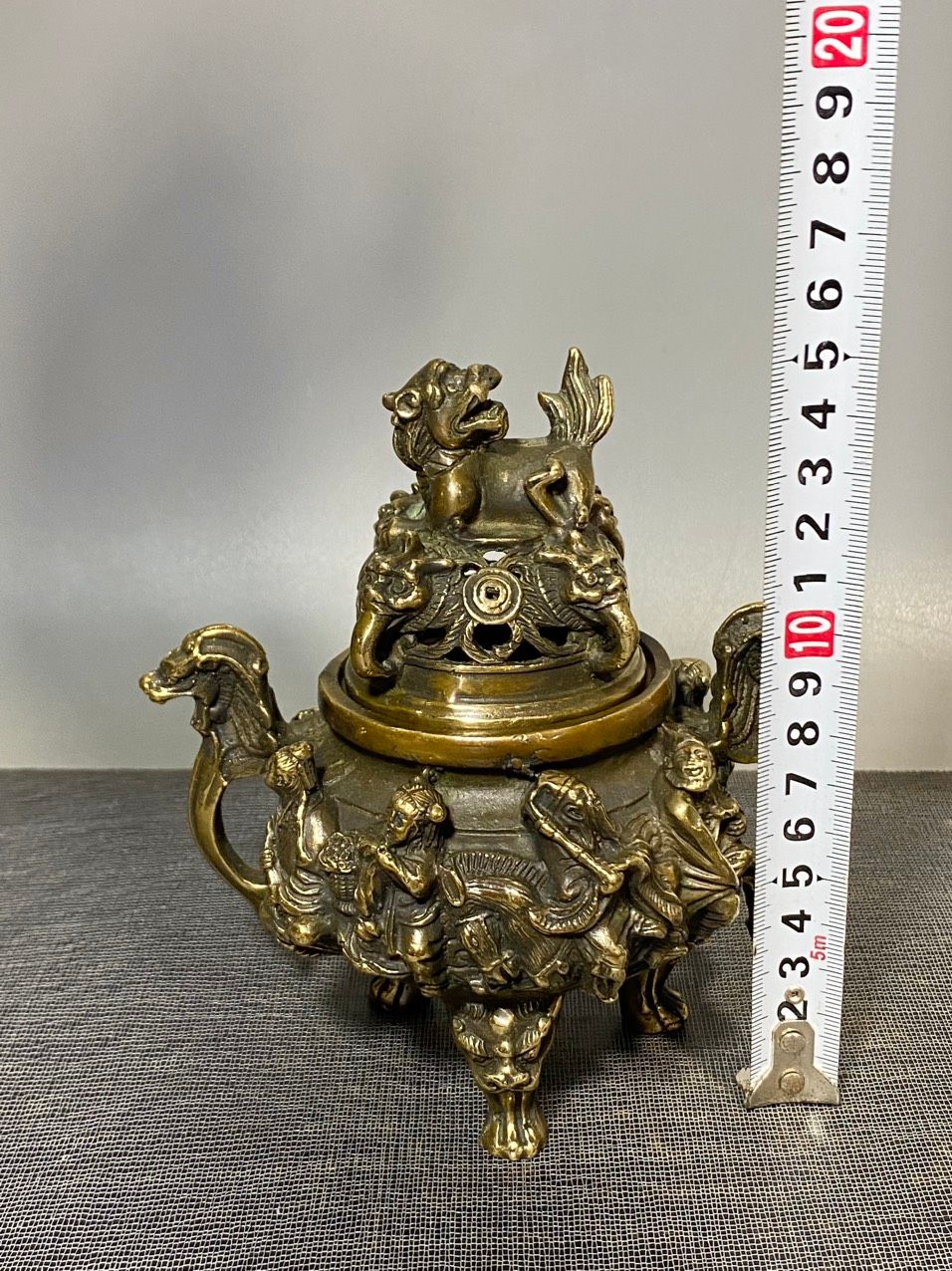 LƯ TRẦM BÁT TIÊN QUAI GIAO LONG (TẶNG KÈM NỤ TRẦM)