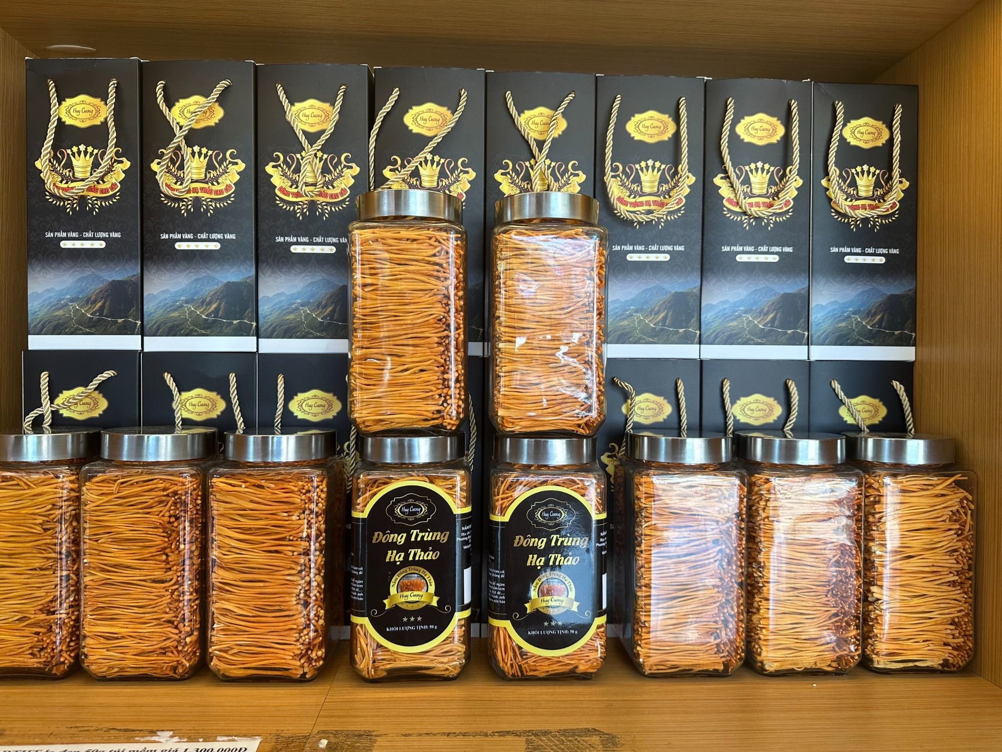 ĐÔNG TRÙNG HẠ THẢO (50G)