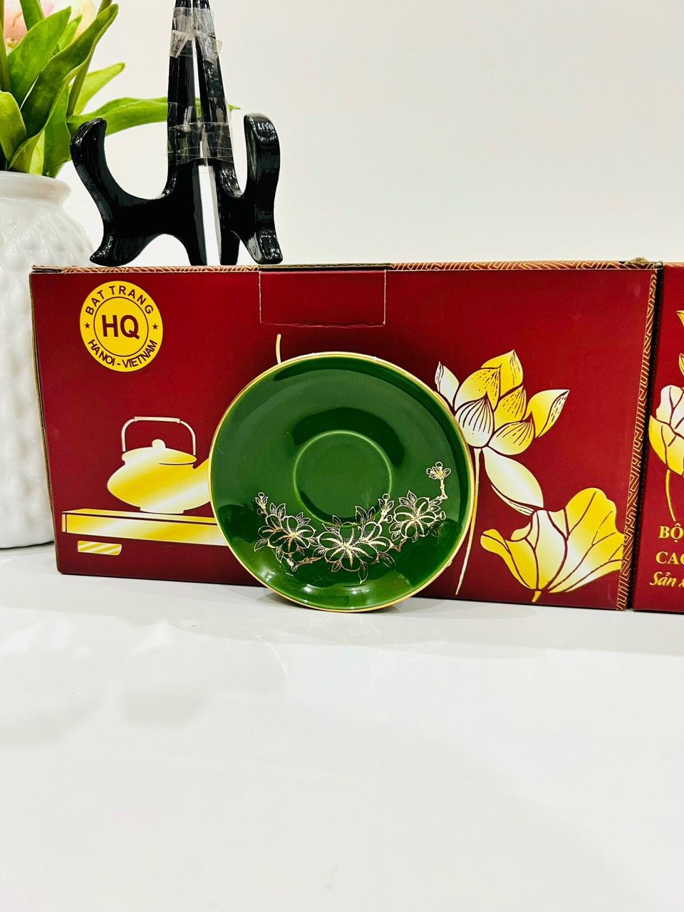 BỘ ẤM CHÉN PHÚ QUÝ RÊU CÔNG VẼ VÀNG