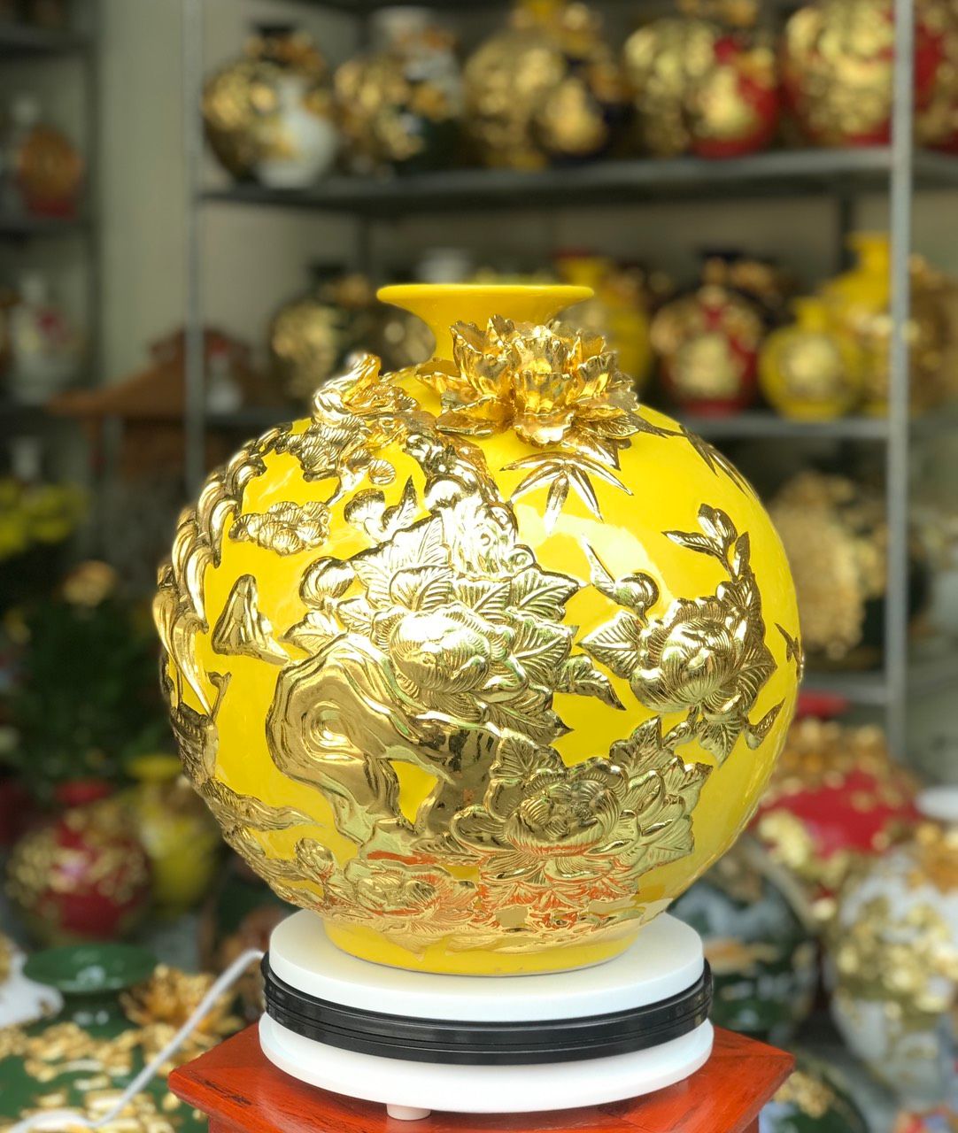 BÌNH hút lộc CHỮ PHÚC dát vàng (phi 33 - 36cm)