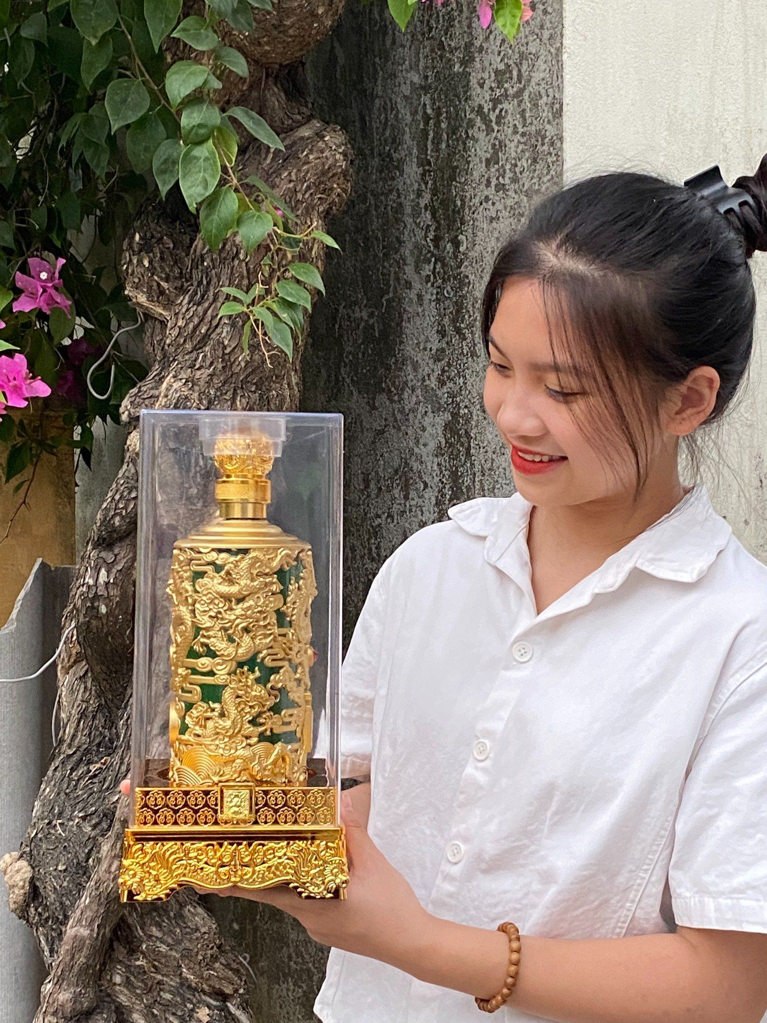 BÌNH RƯỢU ĐẾ VƯƠNG HOÀNG GIA 1000ML
