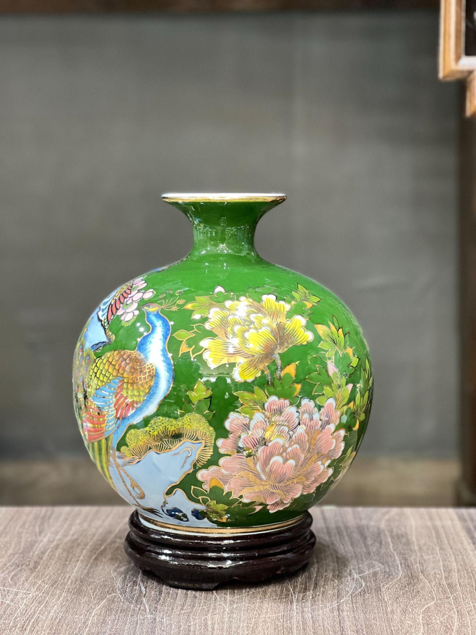 BÌNH HÚT TÀI LỘC VẼ CÔNG NGŨ SẮC 30CM