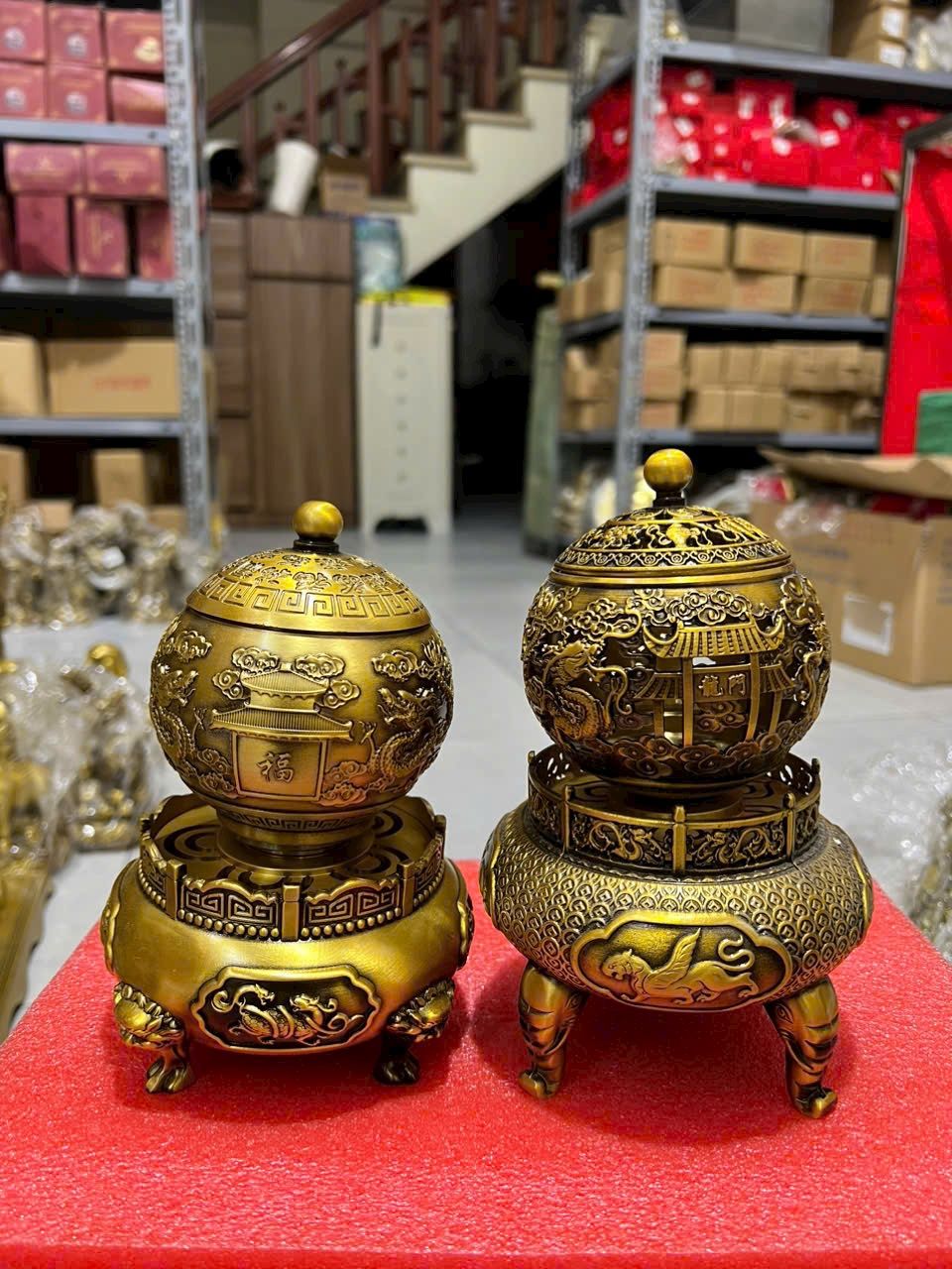 XÔNG TRẦM CÂY TÙNG TREO