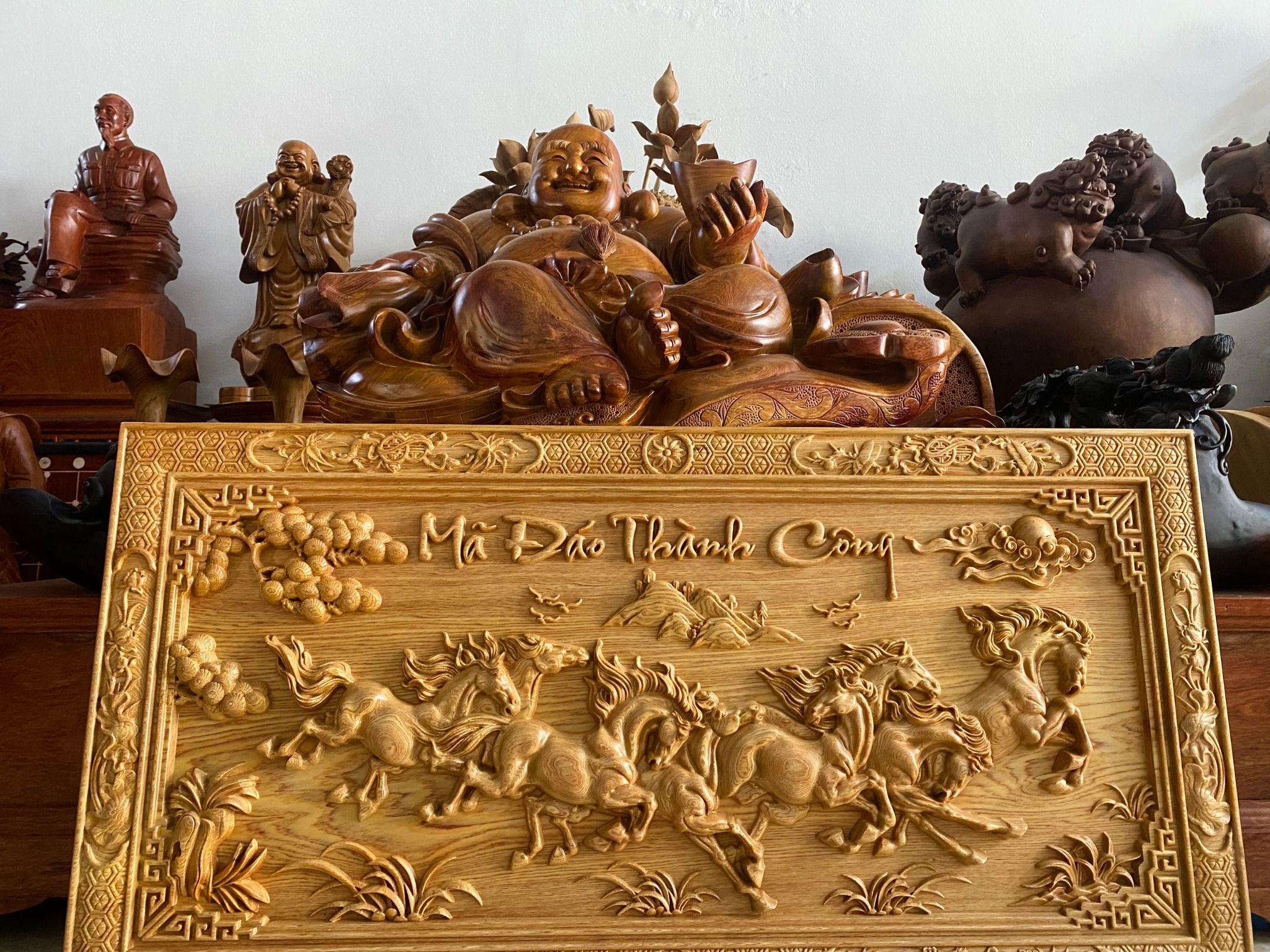 TRANH GÕ MÃ ĐÁO THÀNH CÔNG VÂN ĐẸP