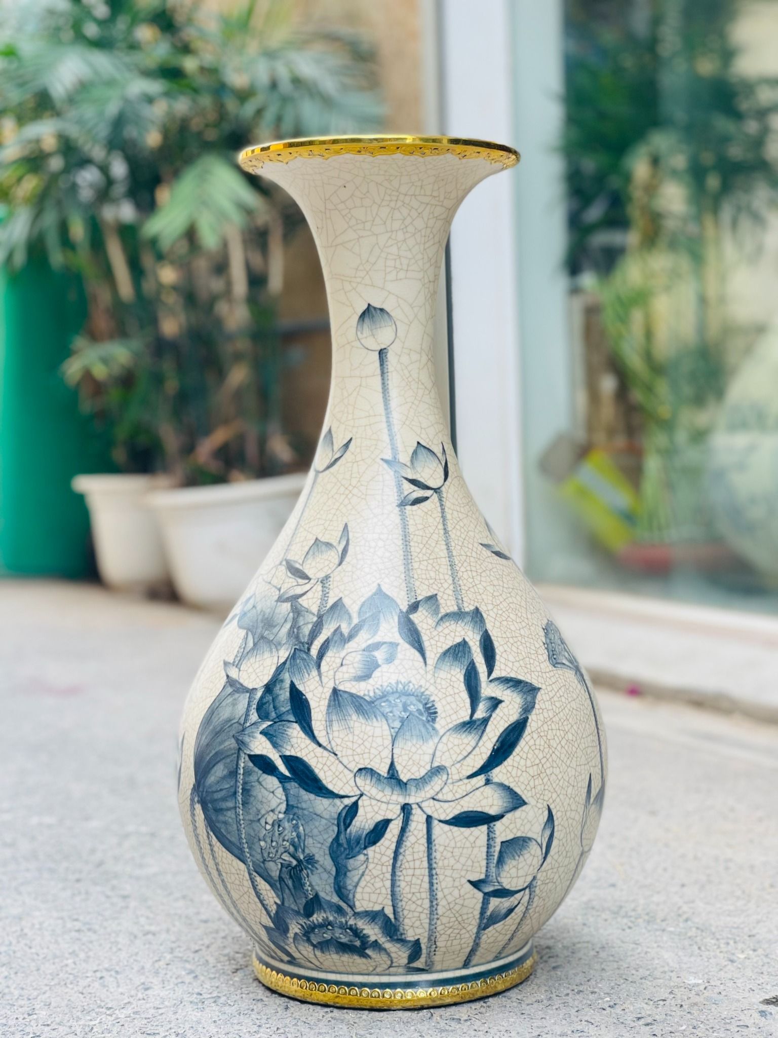 TỲ BÀ BÁT TRÀNG MEN RẠN VẼ HOA SEN BỌC VÀNG CAO CẤP 58CM