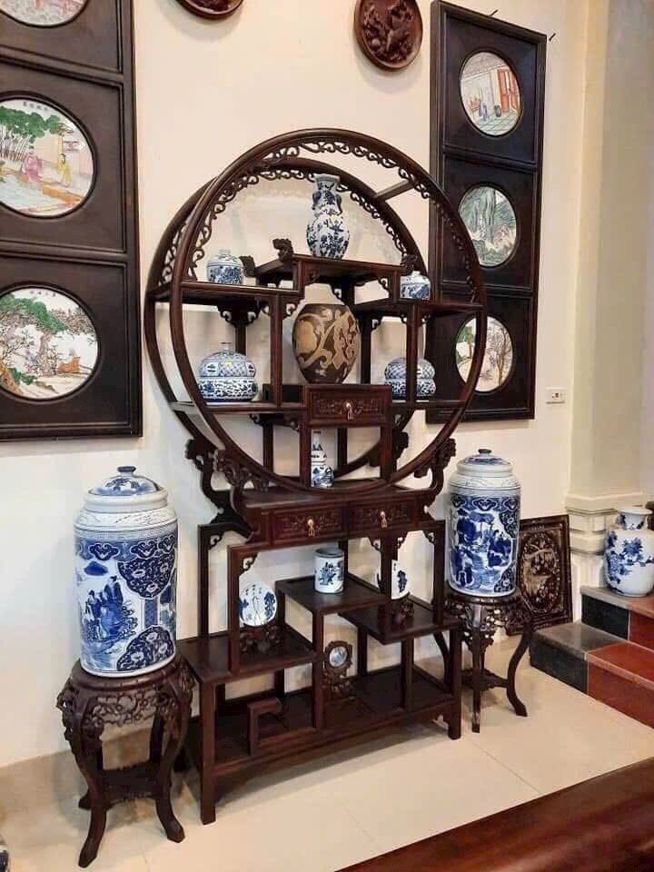 KỆ TRƯNG BÀY GỖ HƯƠNG
