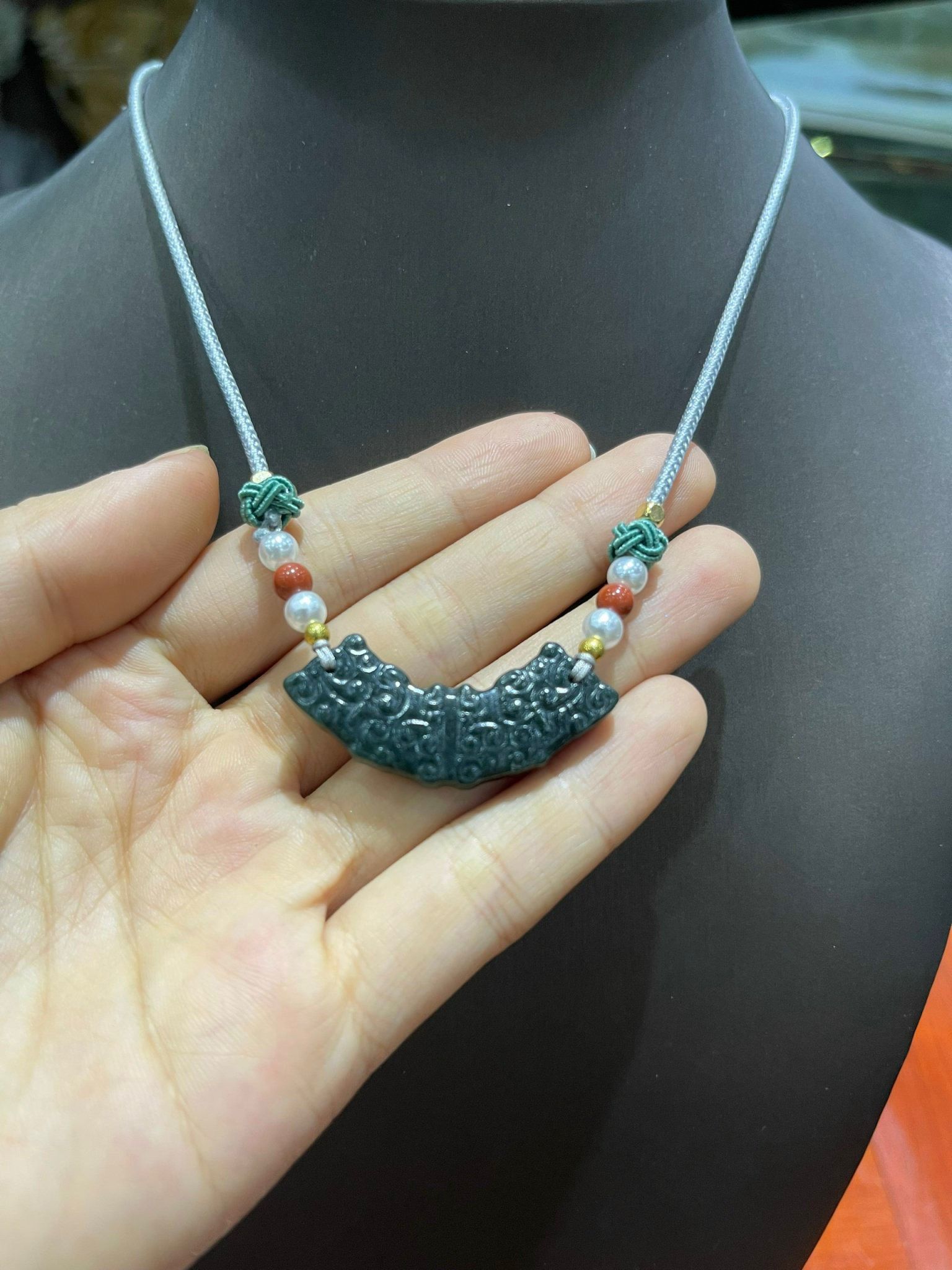 VÒNG CỔ NGỌC BÍCH (KT: 40x13x5,6mm)