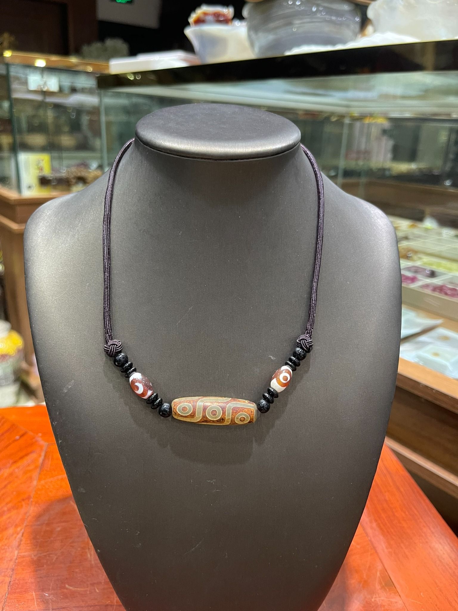 VÒNG CỔ DZI PHONG CÁCH TÂY TẠNG (KT: 38x12mm)