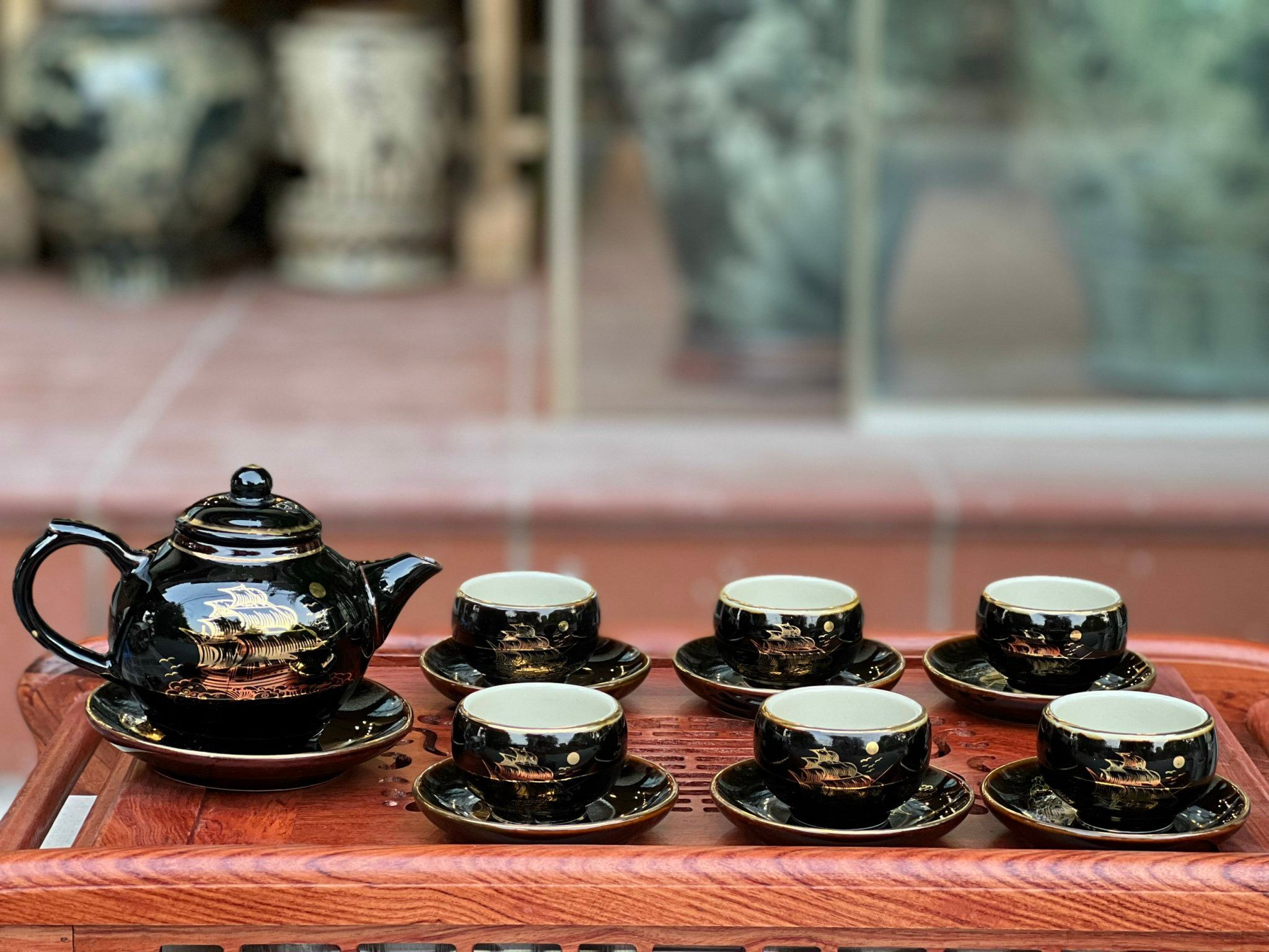 BỘ ẤM CHÉN BÁT TRÀNG MEN HOẢ BIẾN VẼ VÀNG VINH HOA PHÚ QUÝ