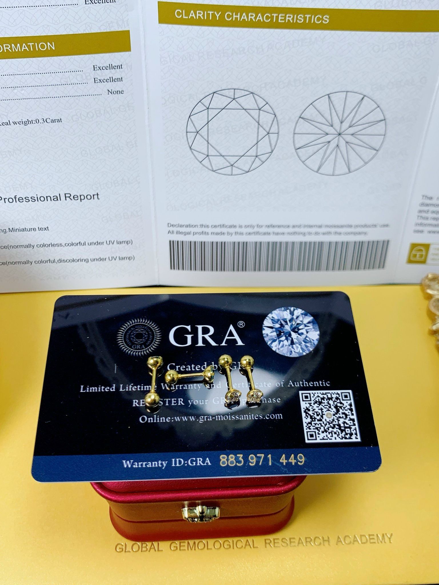 Bông tai Kim Cương Moissanite vàng 10k xoáy gen đá 4LY