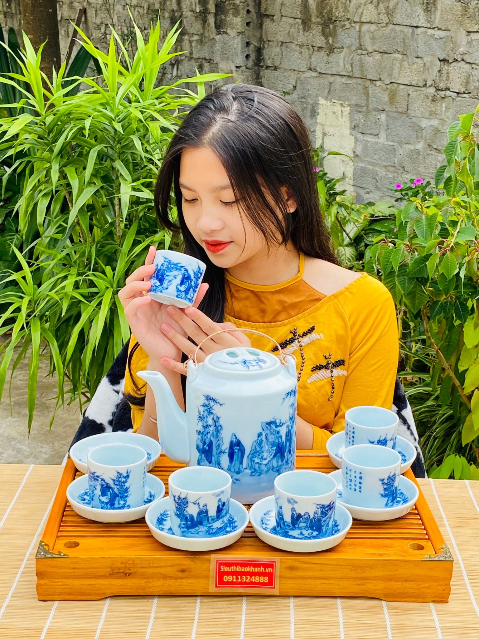 BỘ ẤM TÍCH MEN LAM NGỌC VẼ TRÚC LÂM