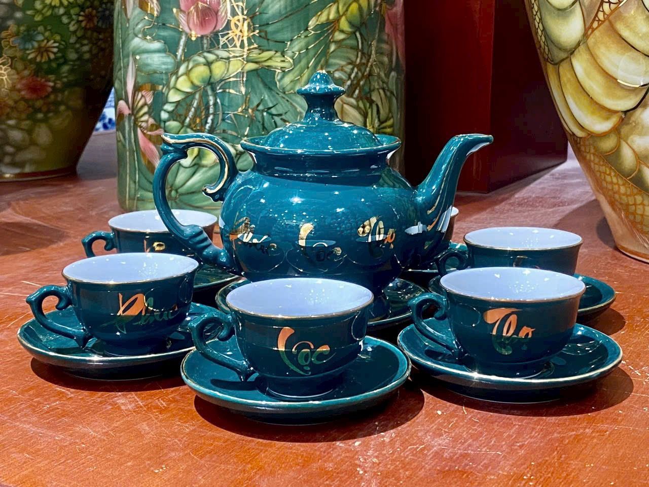 ẤM CHÉN XANH