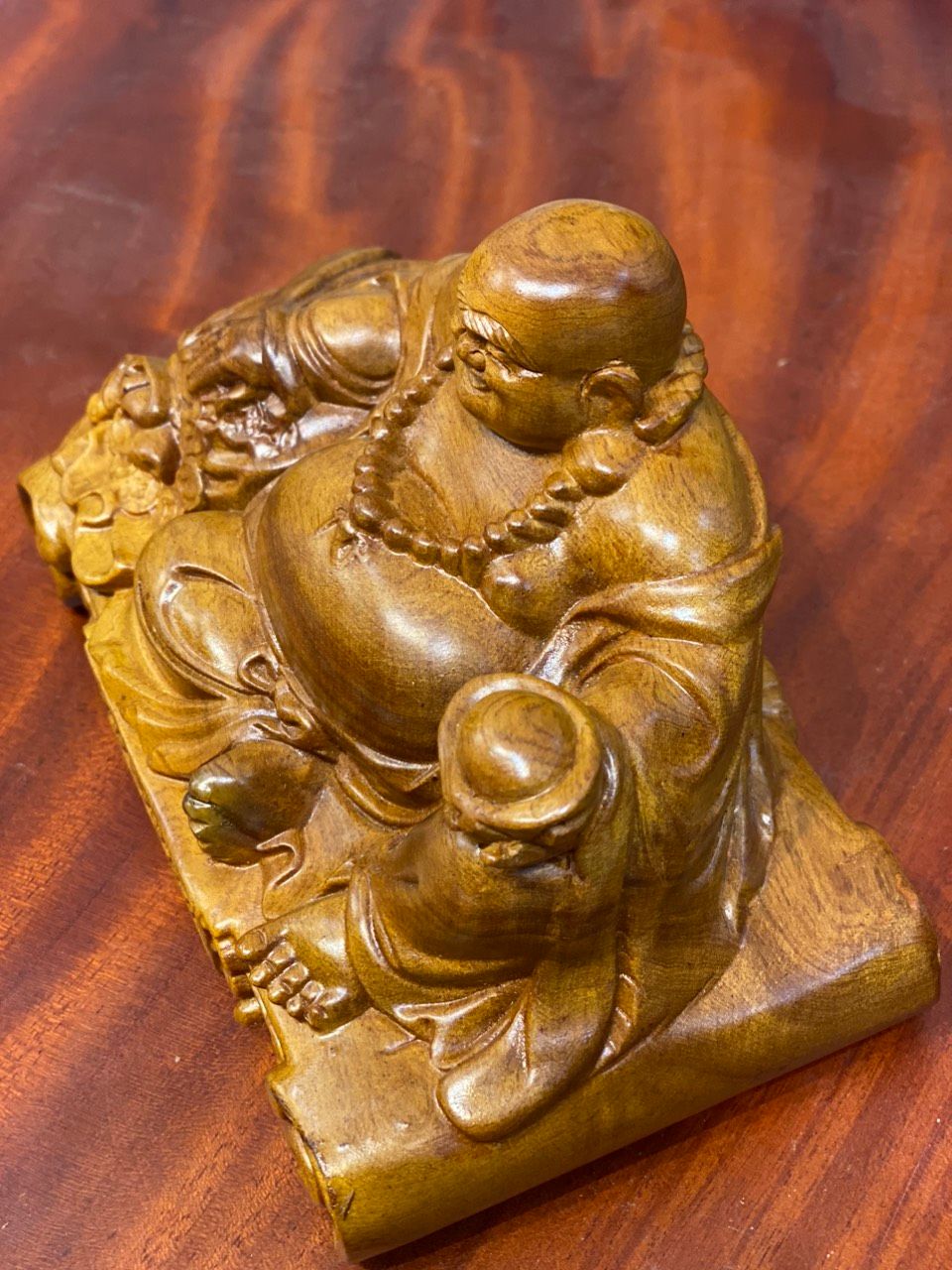 Phật di lặc gỗ bách xanh