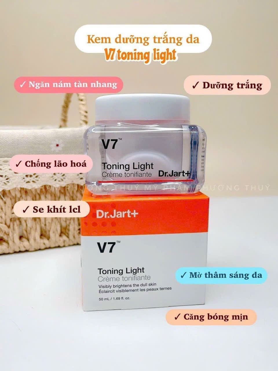 Kem dưỡng Dr.Jart+ V7 Toning Light