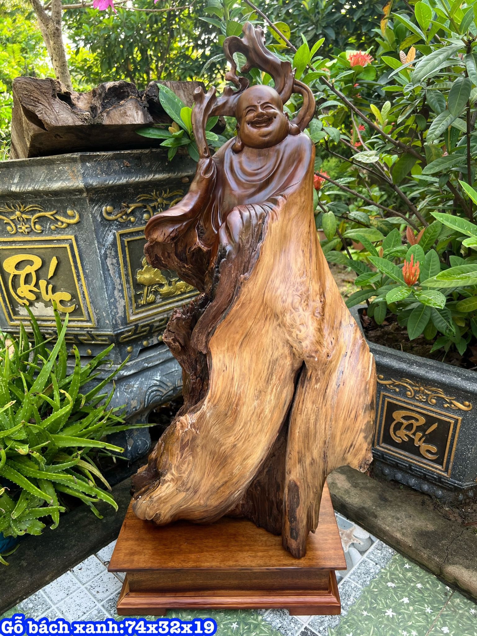 Tượng Cụ Di Lặc Gỗ Bách Xanh