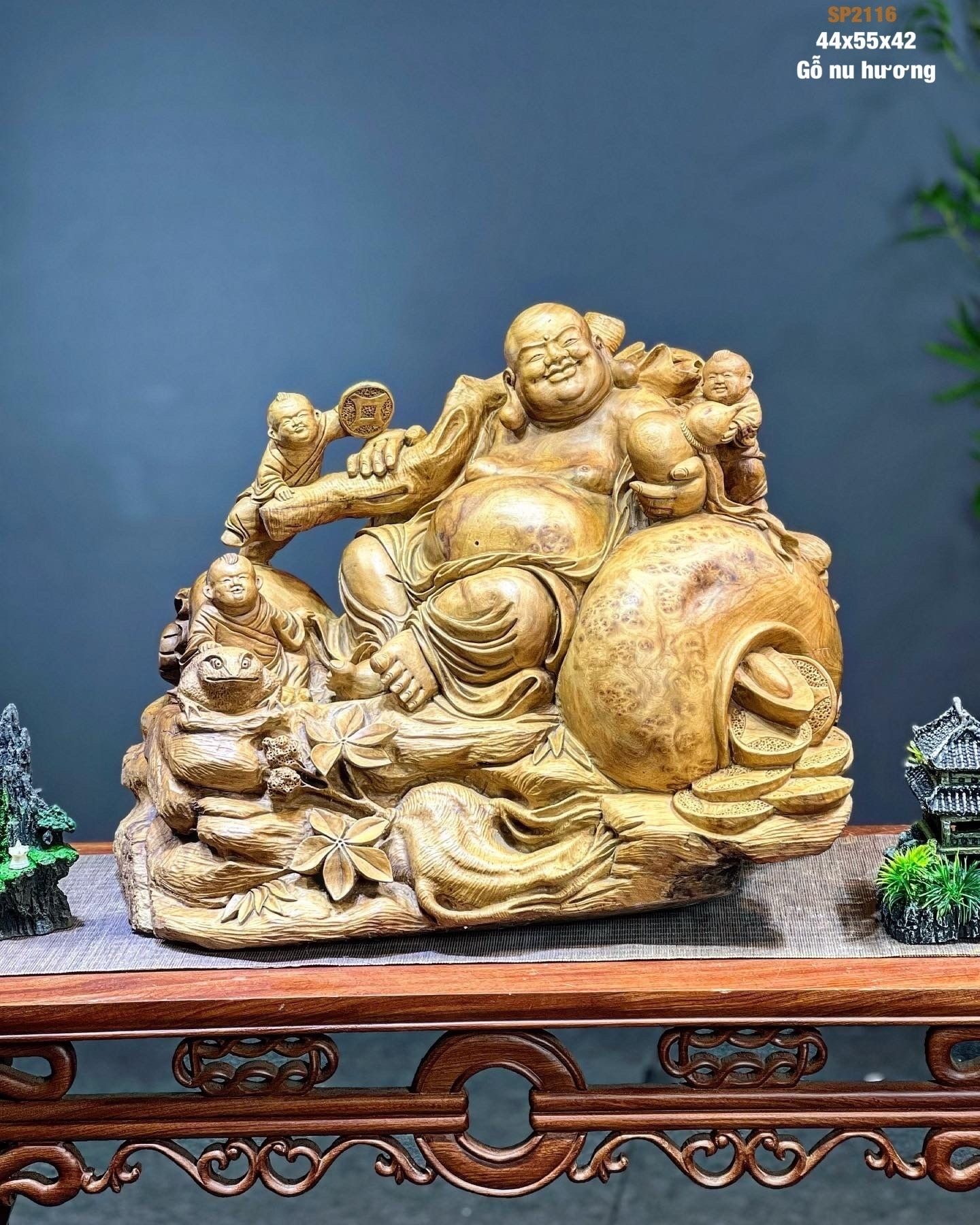 Tượng Di Lặc Tam Phúc Gỗ Nu Hương Liền Khối