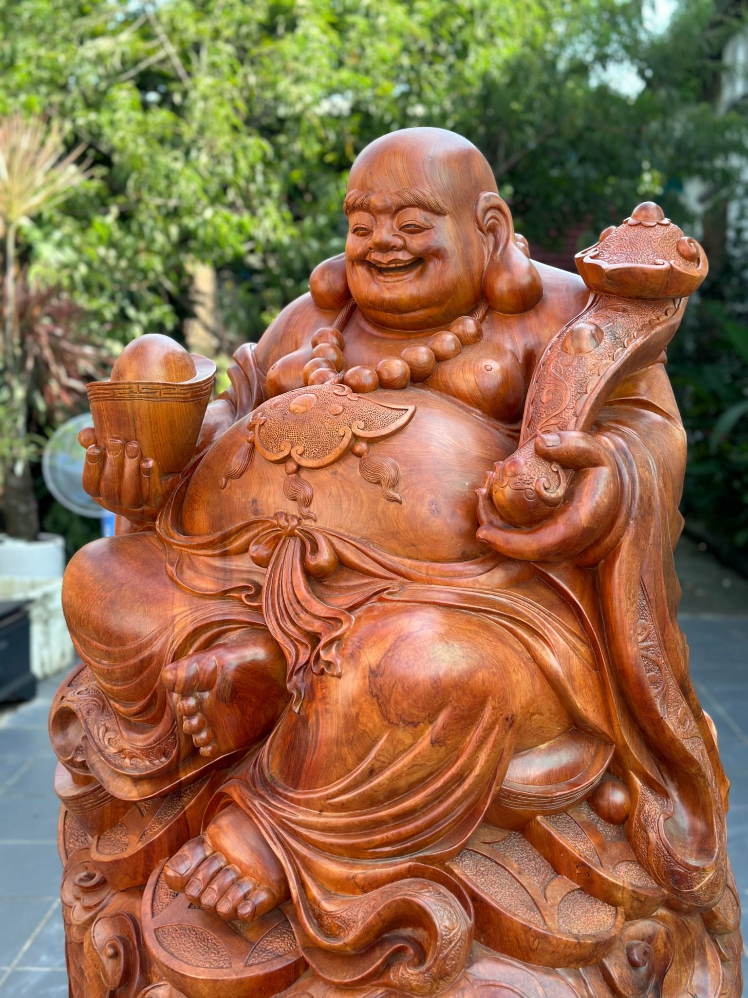 Tượng Phật Di Lặc Gỗ Hương Đá