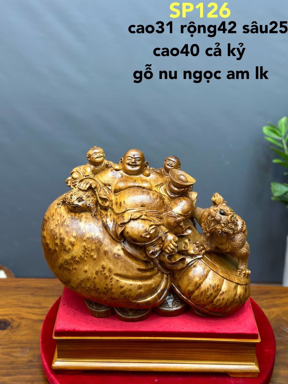 Di Lặc nu ngọc am liền khối