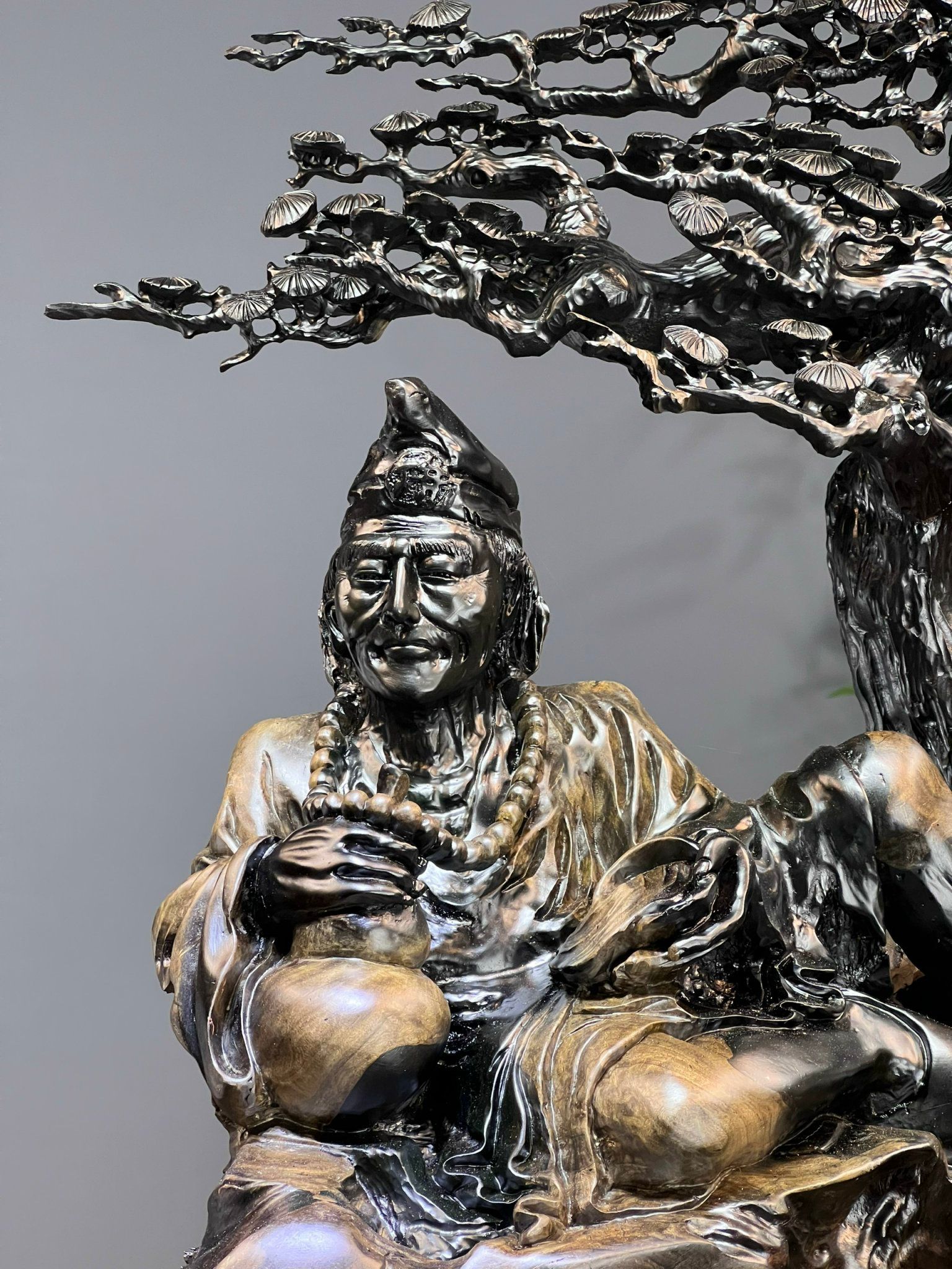 Tượng Tế Công (Phật Sống Tế Say) - Gỗ Mun Sừng Khánh Hòa