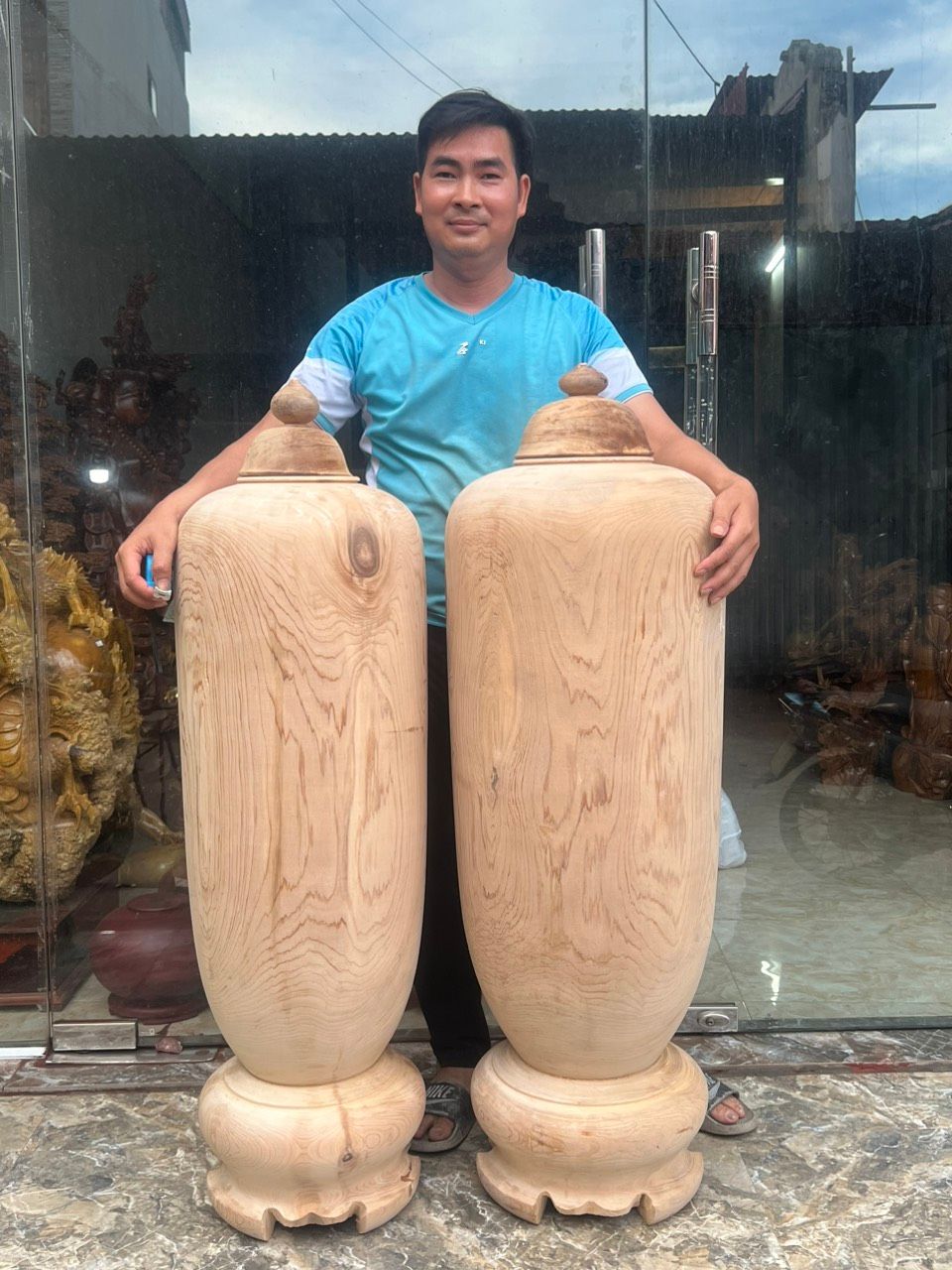 Cặp Chum Gỗ Ngọc Am Thơm Nức Liền Khối