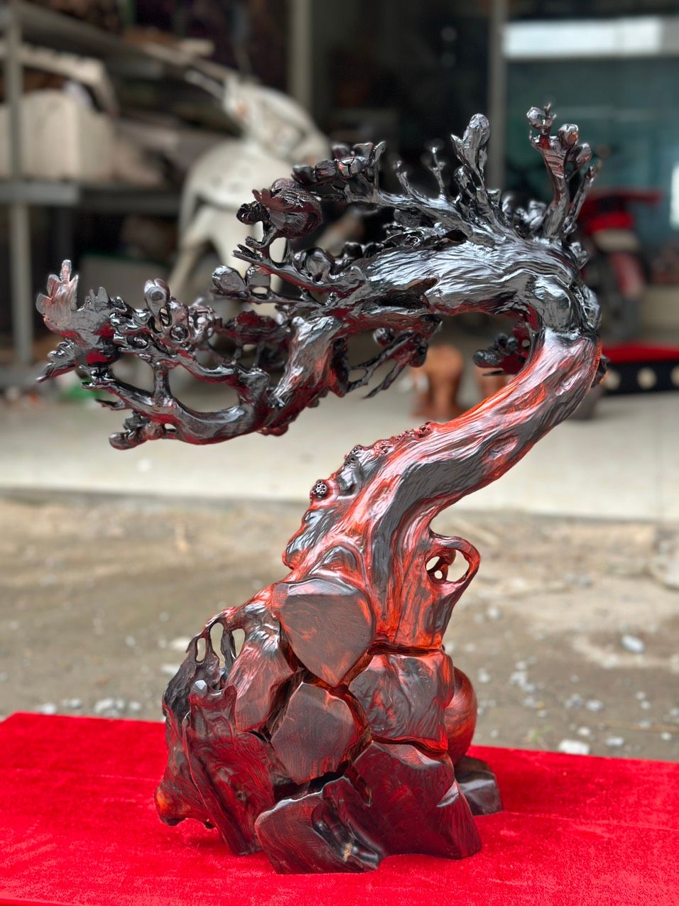 Mai Điểu gỗ trắc đỏ đen
