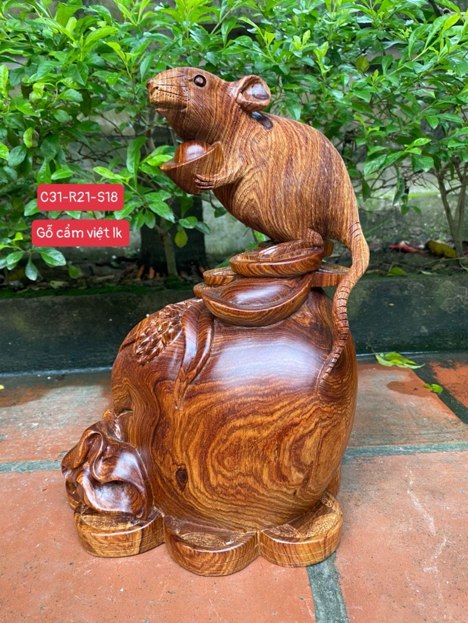 Chú Tý Đứng Bao Tiền gỗ cẩm Việt