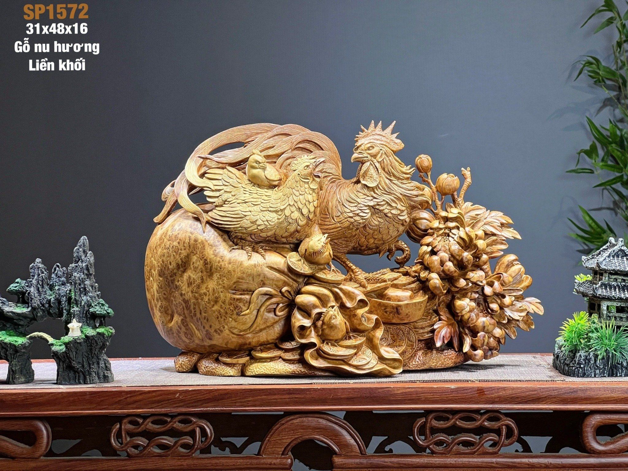 Gia Đình Gà (Toàn Gia Phúc) - Tượng Gỗ Nu Hương Quý Hiếm
