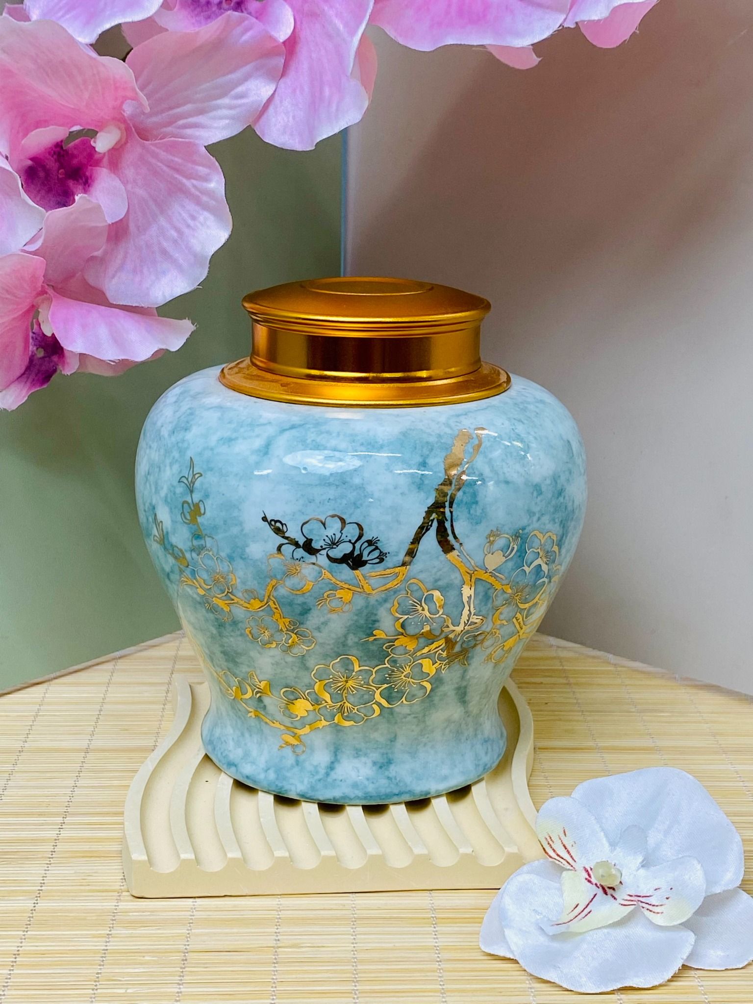 Hộp Chè 2,5L xám - Sự Lựa Chọn Hoàn Hảo Cho Người Yêu Thích Trà