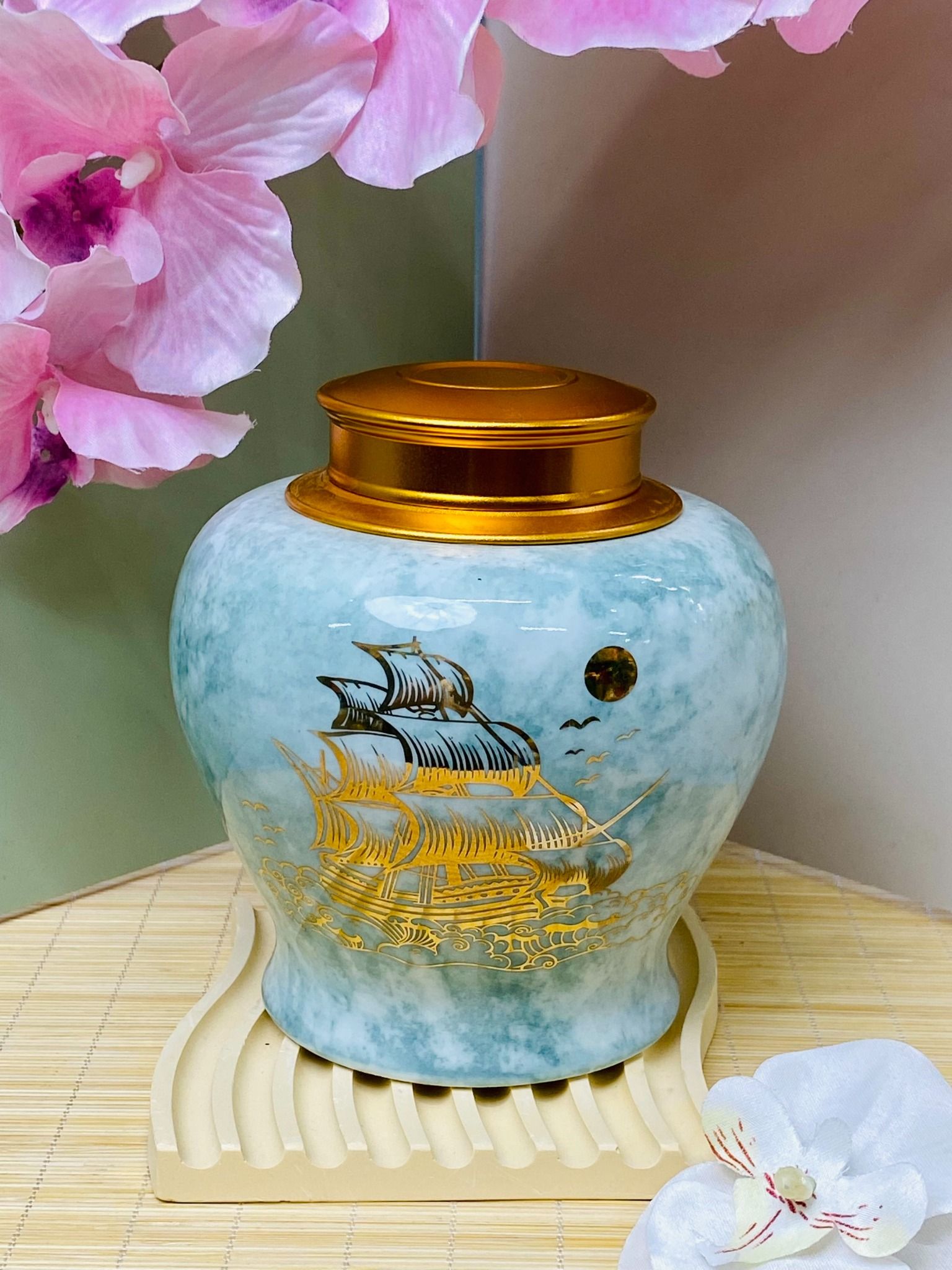 Hộp Chè 2,5L xám - Sự Lựa Chọn Hoàn Hảo Cho Người Yêu Thích Trà