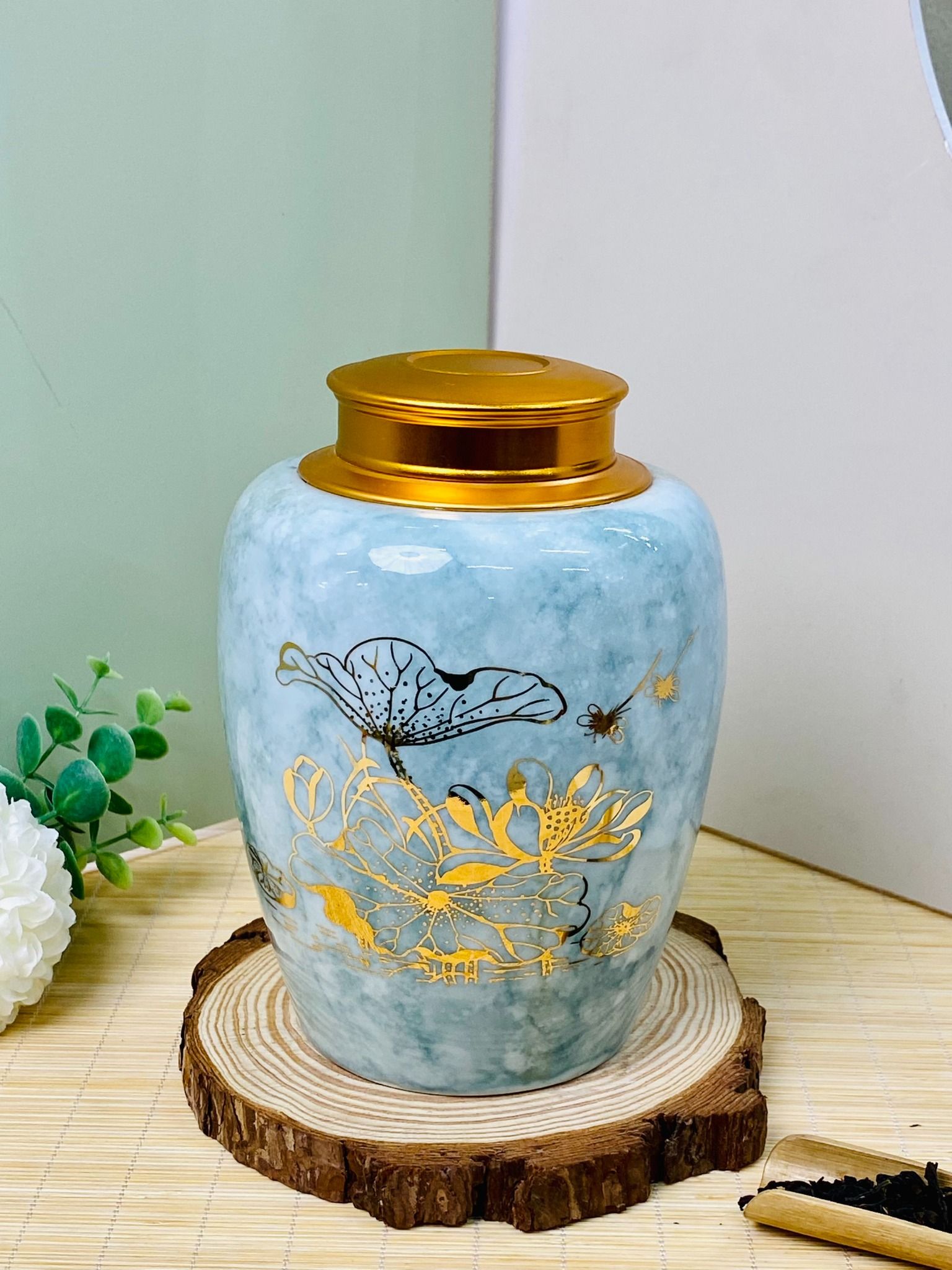 Hộp Chè 3L Trắng - Sự Lựa Chọn Hoàn Hảo Cho Người Yêu Thích Trà