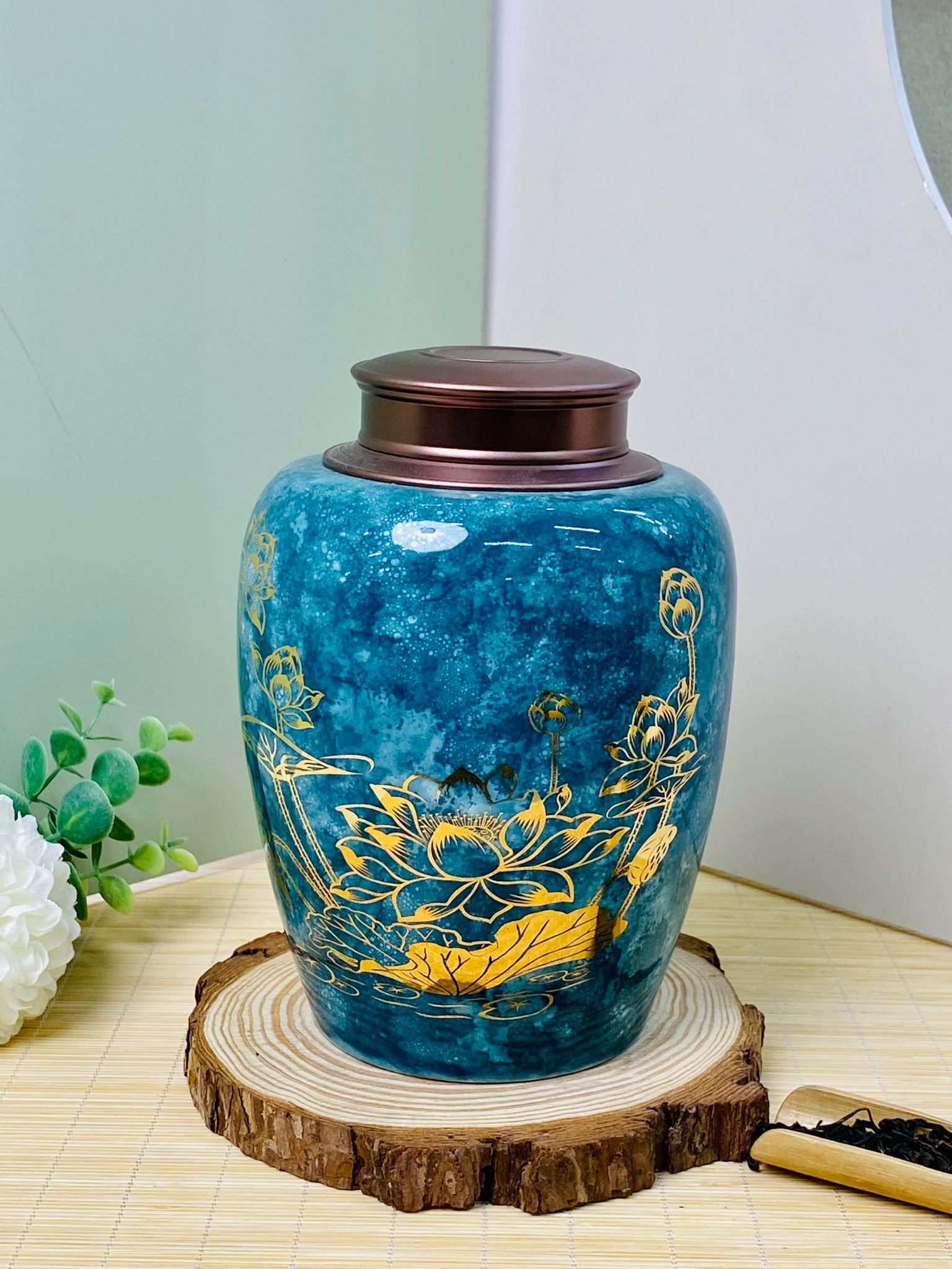 Hộp Chè 3L Lam - Sự Lựa Chọn Hoàn Hảo Cho Người Yêu Thích Trà
