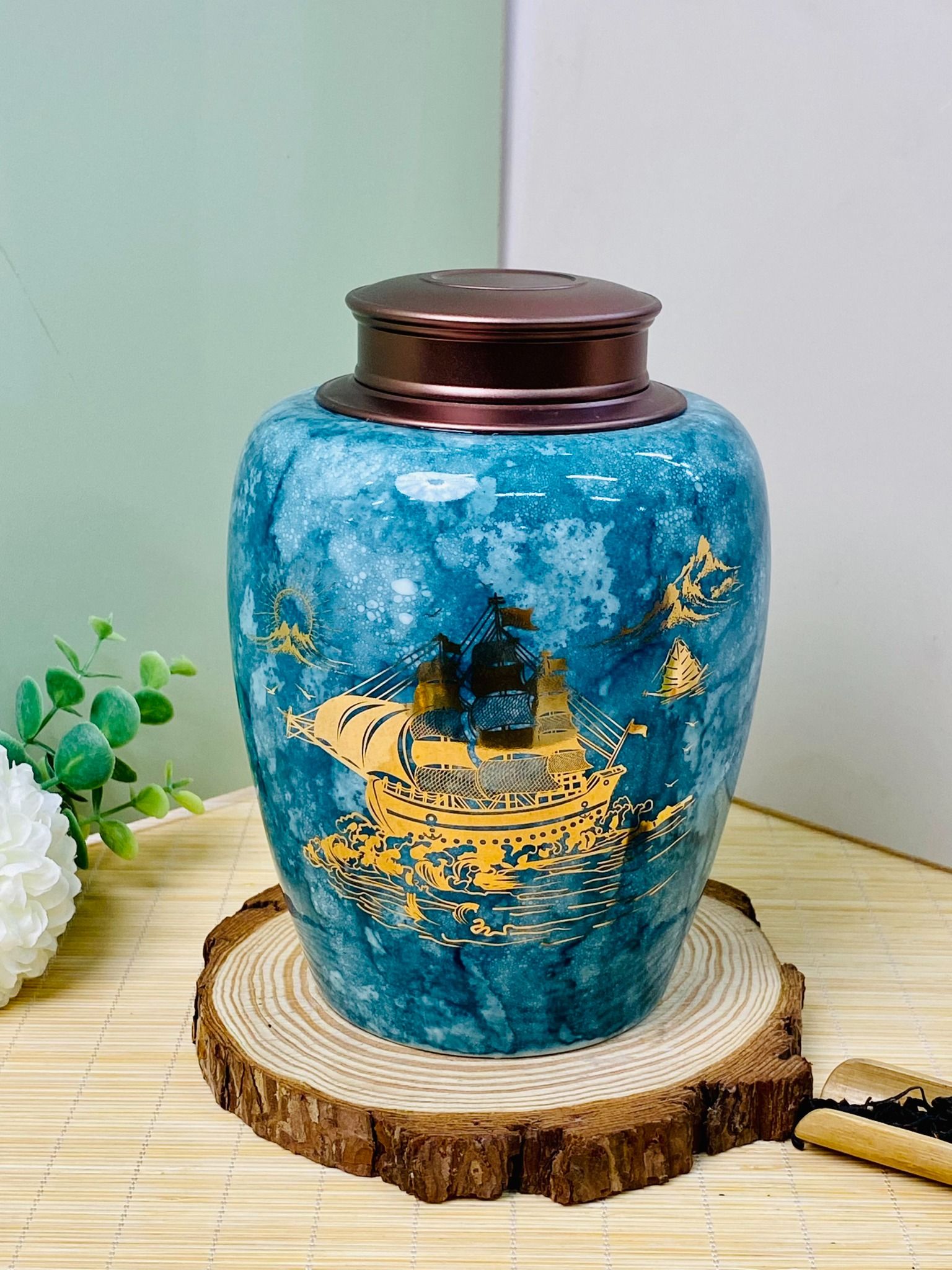 Hộp Chè 3L Lam - Sự Lựa Chọn Hoàn Hảo Cho Người Yêu Thích Trà