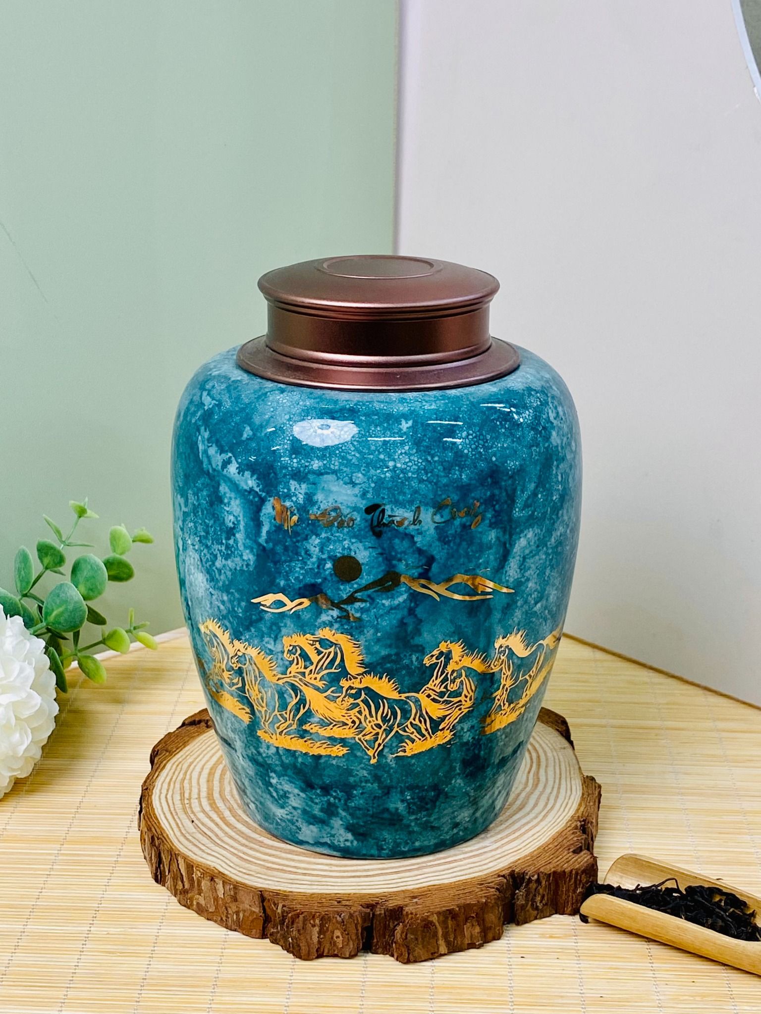 Hộp Chè 3L Lam - Sự Lựa Chọn Hoàn Hảo Cho Người Yêu Thích Trà