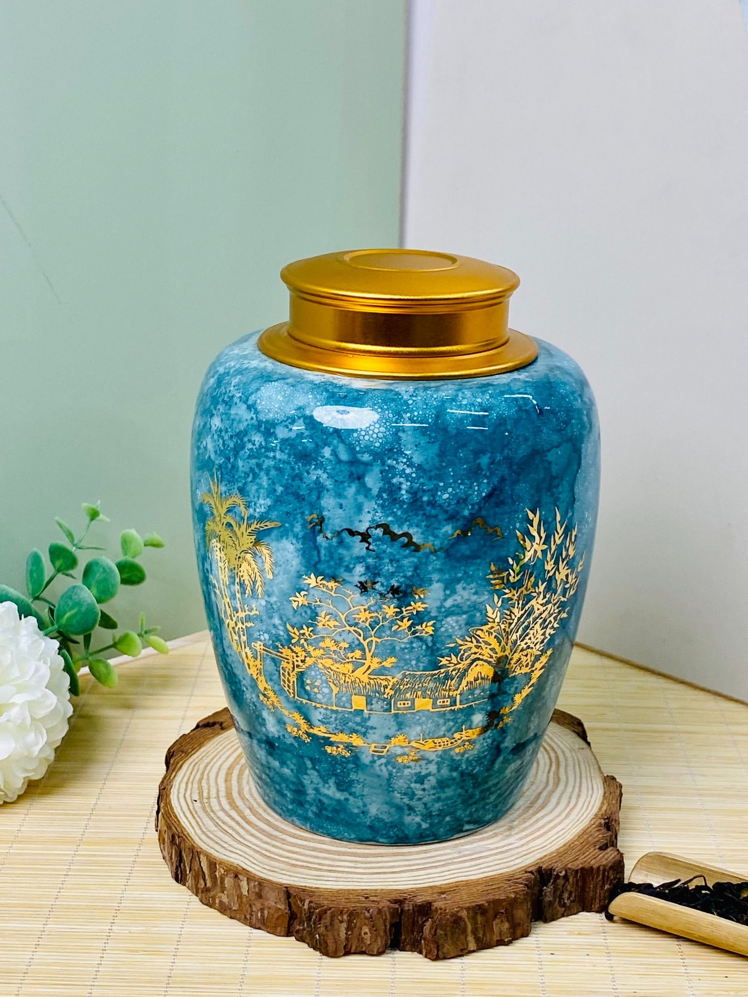 Hộp Chè 3L Lam - Sự Lựa Chọn Hoàn Hảo Cho Người Yêu Thích Trà