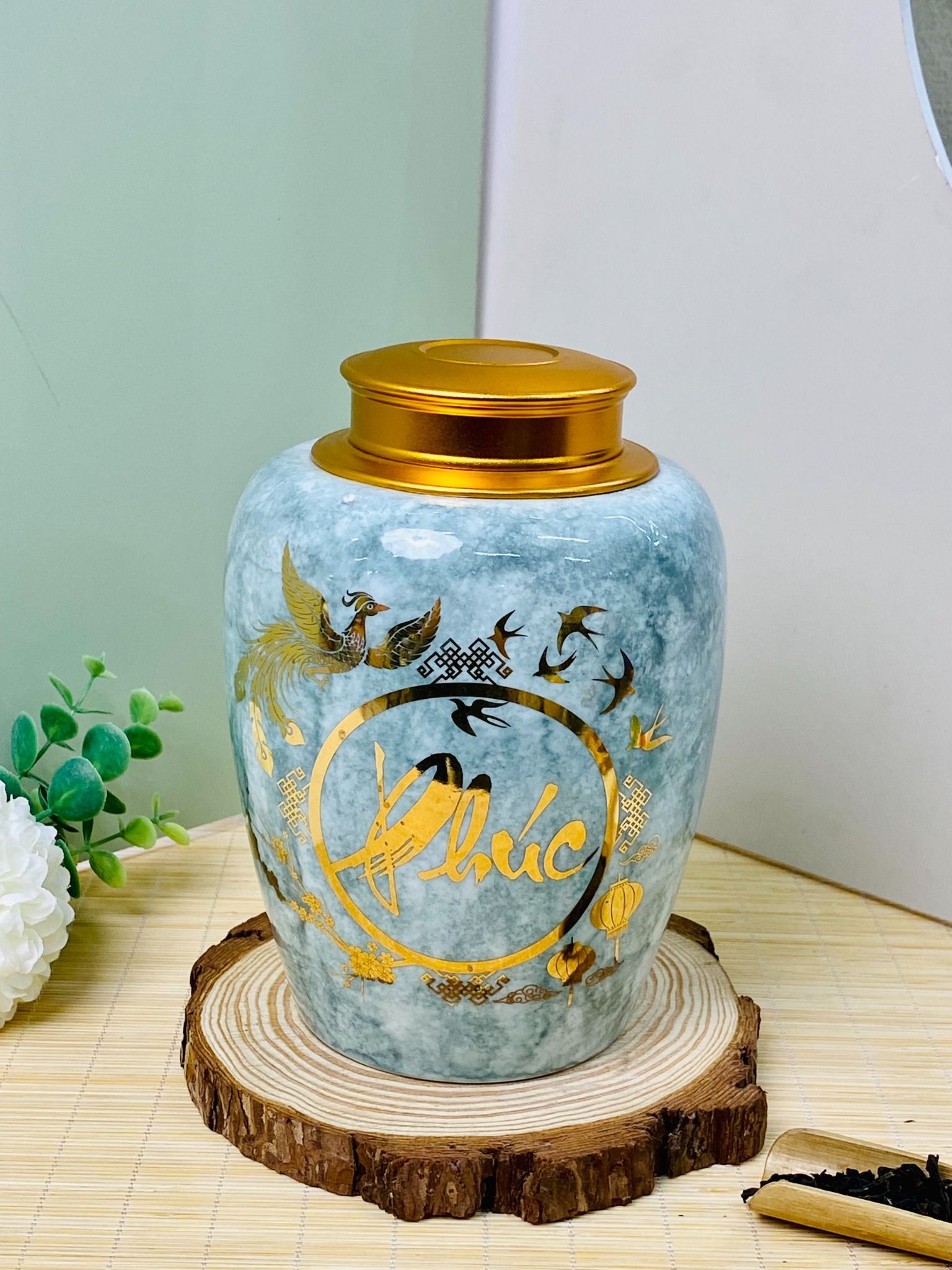 Hộp Chè 3L Trắng - Sự Lựa Chọn Hoàn Hảo Cho Người Yêu Thích Trà