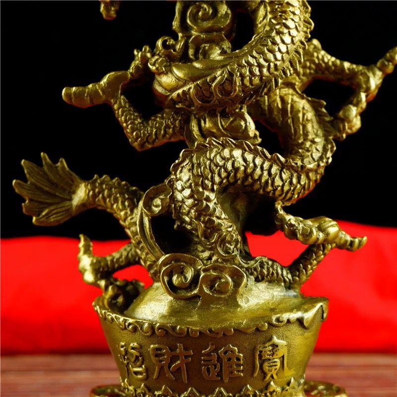 Tượng rồng may mắn