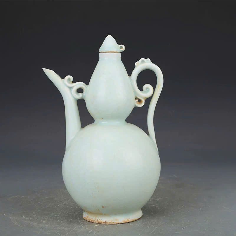 Ấm trà men ngọc cổ